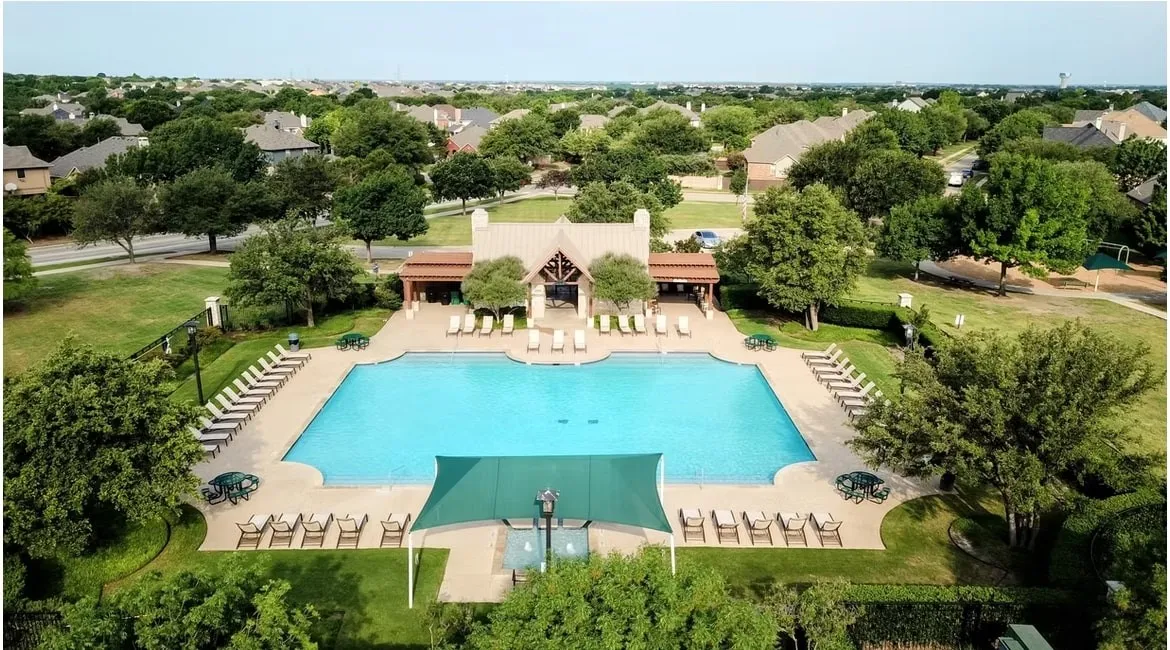 Single Family Residence For Sale in Denton County , 9133 Wichita Trail, Frisco, Texas 75033, 3 Bedroom, 2 Bathroom, 2 Garage spaces, 1,552 Sqft, built in 1999, mls#21359531, Real Estate Agent in Frisco, Homes For Sale in Denton county, Homes For Sale in Frisco, Realtor in Frisco Texas, Real Estate Brokerage Independent Realty Texas, Luminita Cordes Realtor