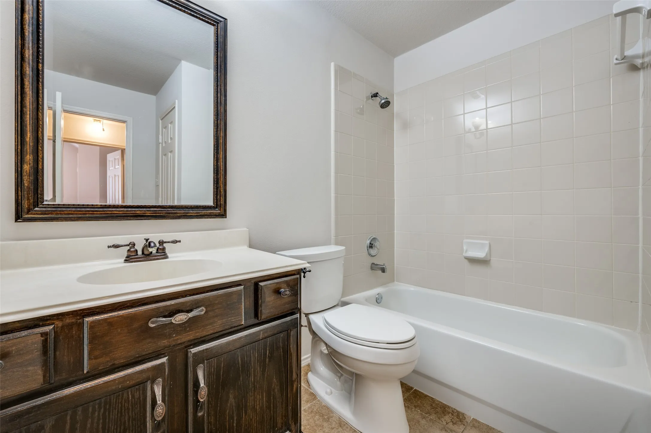 Single Family Residence For Sale in Denton County , 9133 Wichita Trail, Frisco, Texas 75033, 3 Bedroom, 2 Bathroom, 2 Garage spaces, 1,552 Sqft, built in 1999, mls#21359531, Real Estate Agent in Frisco, Homes For Sale in Denton county, Homes For Sale in Frisco, Realtor in Frisco Texas, Real Estate Brokerage Independent Realty Texas, Luminita Cordes Realtor