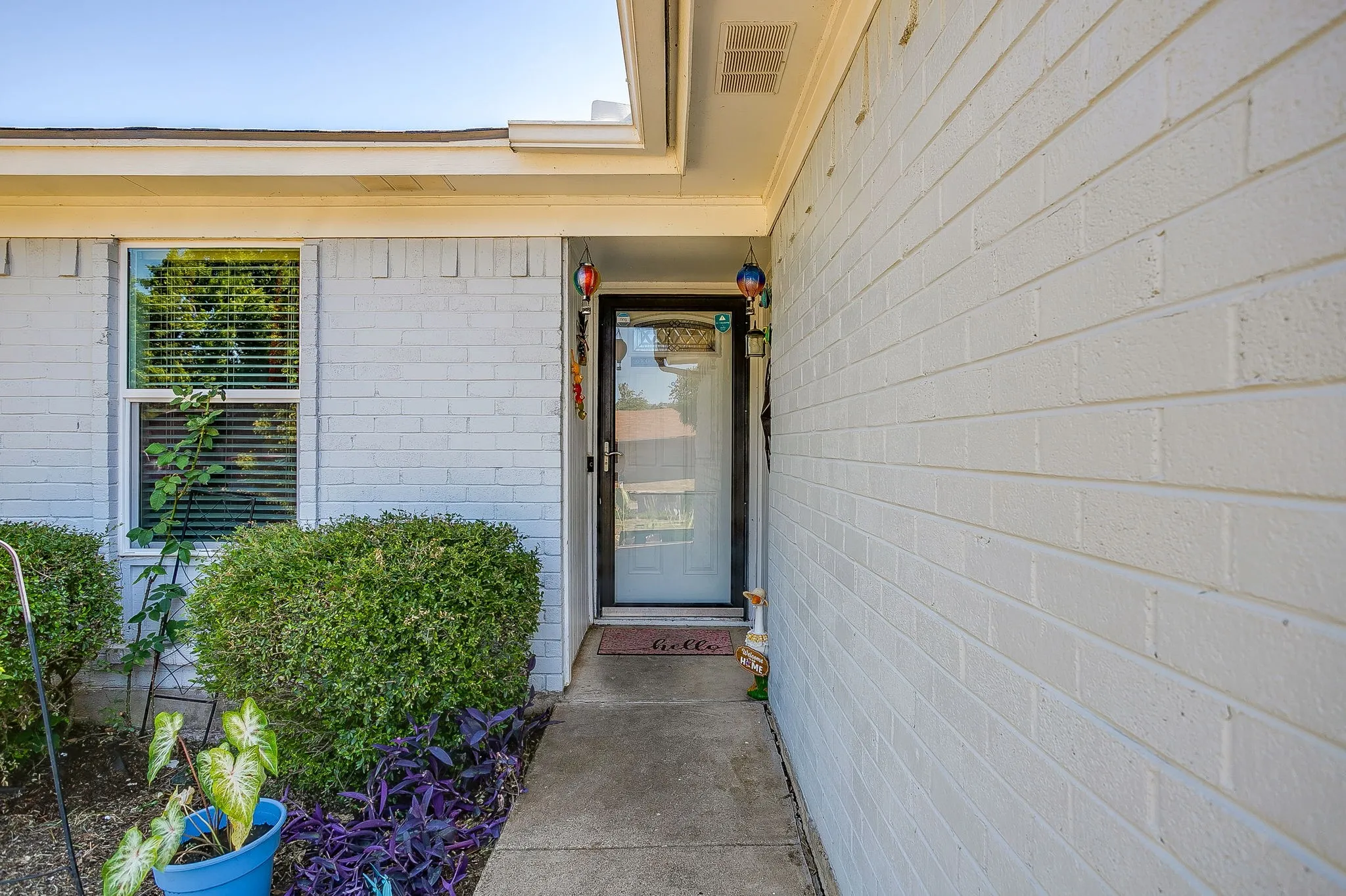 Single Family Residence For Sale in Tarrant County , 1105 Patrick Street, Crowley, Texas 76036, 3 Bedroom, 2 Bathroom, 2 Garage spaces, 1,222 Sqft, built in 1976, mls#21360858, Real Estate Agent in Crowley, Homes For Sale in Tarrant county, Homes For Sale in Crowley, Realtor in Crowley Texas, Real Estate Brokerage Independent Realty Texas, Luminita Cordes Realtor