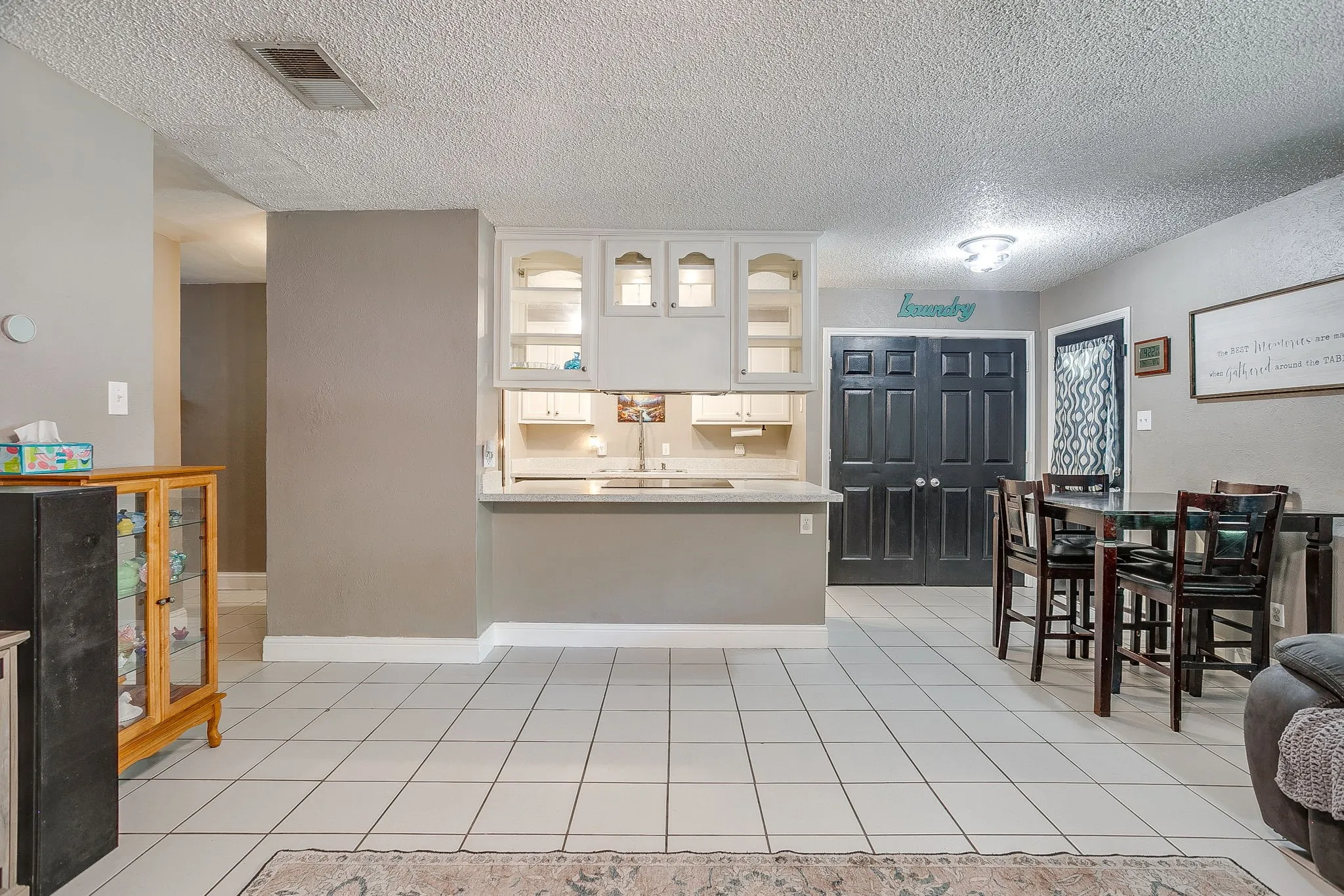 Single Family Residence For Sale in Tarrant County , 1105 Patrick Street, Crowley, Texas 76036, 3 Bedroom, 2 Bathroom, 2 Garage spaces, 1,222 Sqft, built in 1976, mls#21360858, Real Estate Agent in Crowley, Homes For Sale in Tarrant county, Homes For Sale in Crowley, Realtor in Crowley Texas, Real Estate Brokerage Independent Realty Texas, Luminita Cordes Realtor