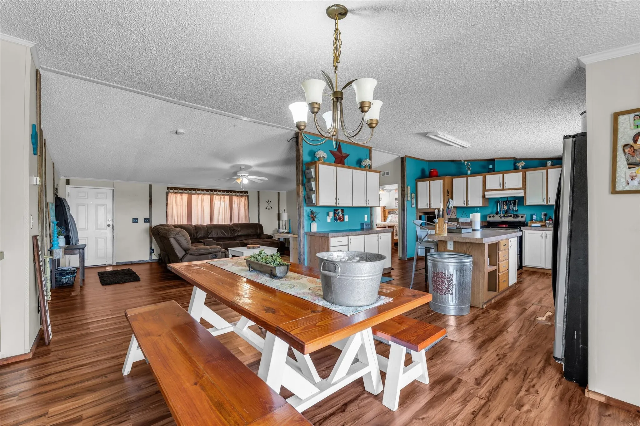 Mobile Home For Sale in Hill County , 163 Hcr 3255, Mount Calm, Texas 76673, 4 Bedroom, 2 Bathroom, Garage spaces, 2,240 Sqft, built in 2003, Price $225,000, mls#21360343, Real Estate Agent in Mount Calm, Homes For Sale in Hill county, Homes For Sale in Mount Calm, Realtor in Mount Calm Texas, Real Estate Brokerage Independent Realty Texas, Luminita Cordes Realtor