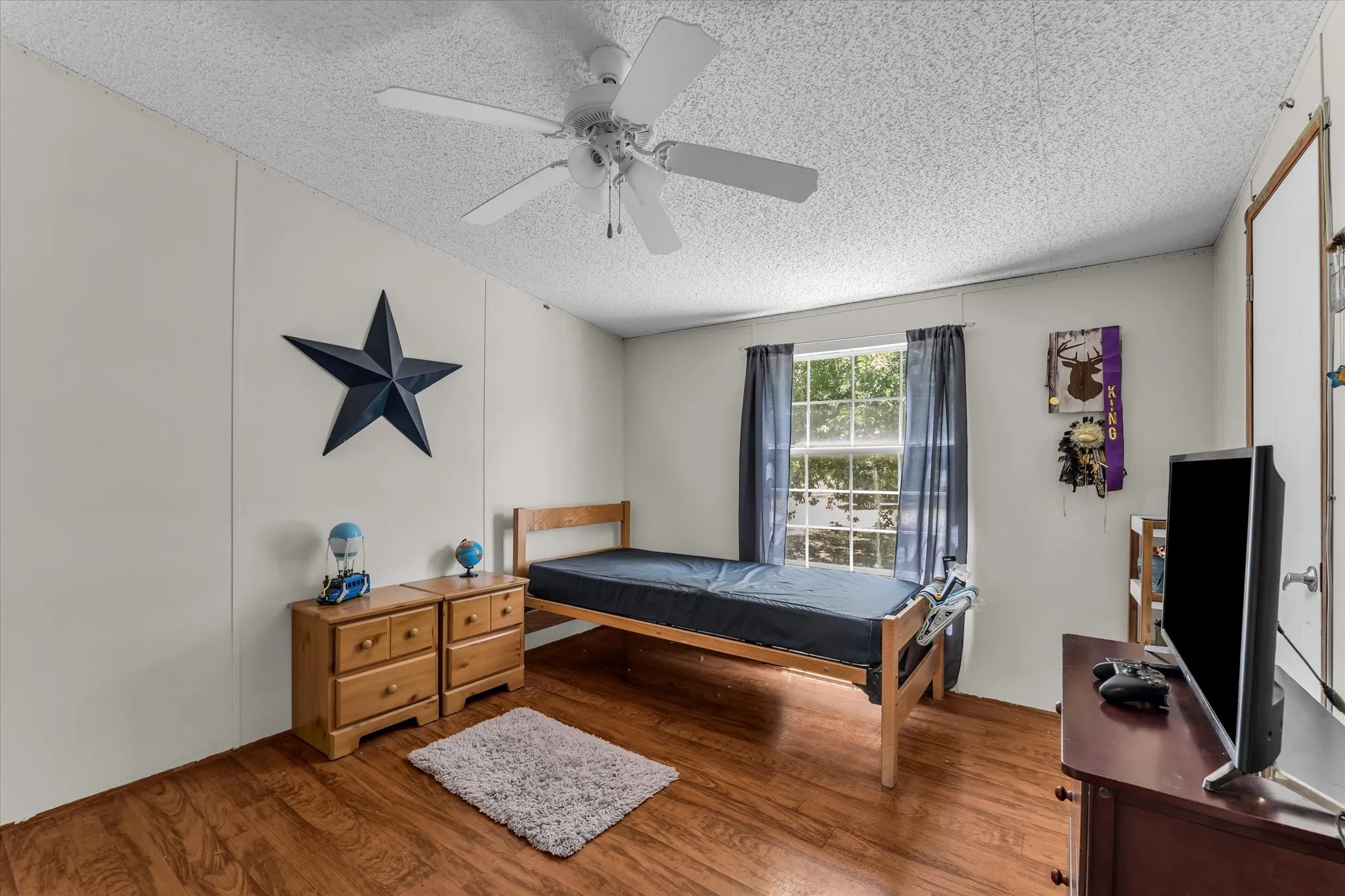 Mobile Home For Sale in Hill County , 163 Hcr 3255, Mount Calm, Texas 76673, 4 Bedroom, 2 Bathroom, Garage spaces, 2,240 Sqft, built in 2003, Price $225,000, mls#21360343, Real Estate Agent in Mount Calm, Homes For Sale in Hill county, Homes For Sale in Mount Calm, Realtor in Mount Calm Texas, Real Estate Brokerage Independent Realty Texas, Luminita Cordes Realtor
