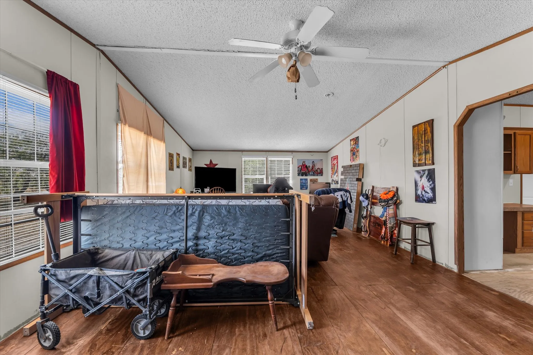 Mobile Home For Sale in Hill County , 163 Hcr 3255, Mount Calm, Texas 76673, 4 Bedroom, 2 Bathroom, Garage spaces, 2,240 Sqft, built in 2003, Price $225,000, mls#21360343, Real Estate Agent in Mount Calm, Homes For Sale in Hill county, Homes For Sale in Mount Calm, Realtor in Mount Calm Texas, Real Estate Brokerage Independent Realty Texas, Luminita Cordes Realtor