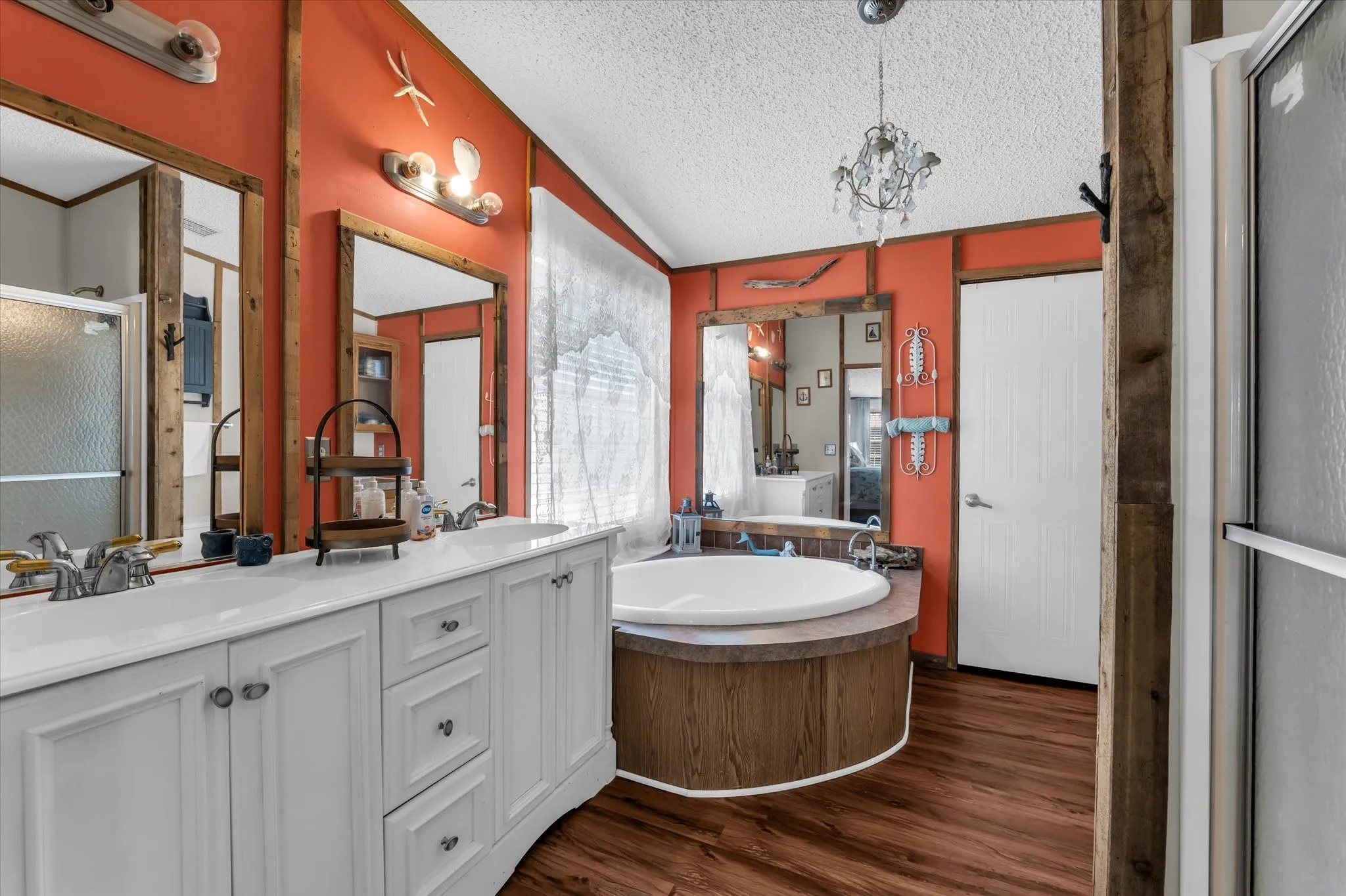 Mobile Home For Sale in Hill County , 163 Hcr 3255, Mount Calm, Texas 76673, 4 Bedroom, 2 Bathroom, Garage spaces, 2,240 Sqft, built in 2003, Price $225,000, mls#21360343, Real Estate Agent in Mount Calm, Homes For Sale in Hill county, Homes For Sale in Mount Calm, Realtor in Mount Calm Texas, Real Estate Brokerage Independent Realty Texas, Luminita Cordes Realtor