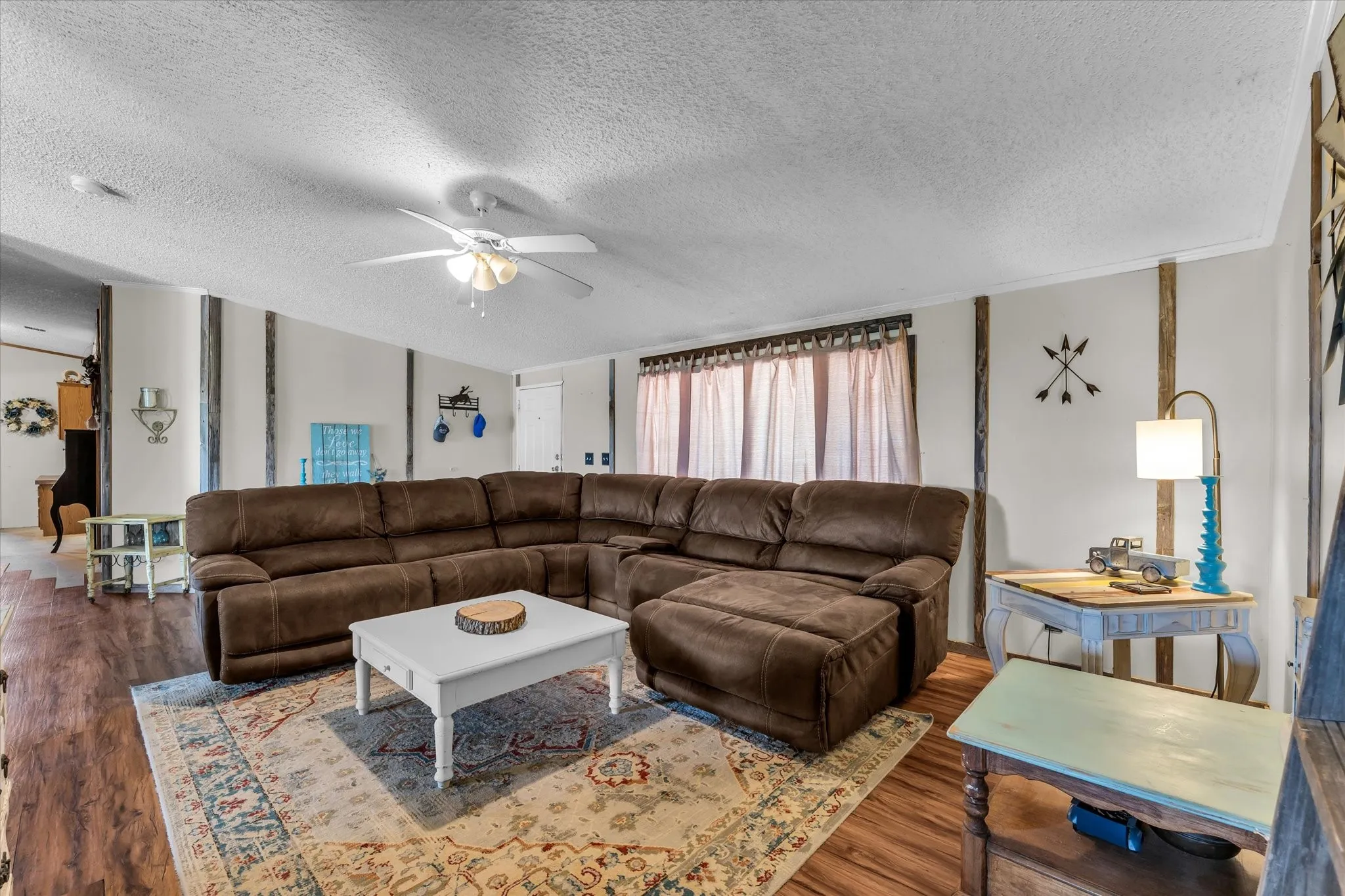 Mobile Home For Sale in Hill County , 163 Hcr 3255, Mount Calm, Texas 76673, 4 Bedroom, 2 Bathroom, Garage spaces, 2,240 Sqft, built in 2003, Price $225,000, mls#21360343, Real Estate Agent in Mount Calm, Homes For Sale in Hill county, Homes For Sale in Mount Calm, Realtor in Mount Calm Texas, Real Estate Brokerage Independent Realty Texas, Luminita Cordes Realtor