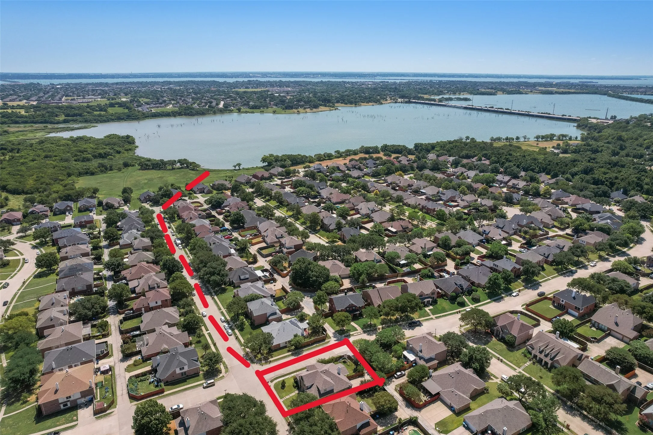 Single Family Residence For Sale in Dallas County , 5214 Alazan Bay Drive, Rowlett, Texas 75089, 4 Bedroom, 3 Bathroom, 2 Garage spaces, 2,858 Sqft, built in 2000, mls#21356744, Real Estate Agent in Rowlett, Homes For Sale in Dallas county, Homes For Sale in Rowlett, Realtor in Rowlett Texas, Real Estate Brokerage Independent Realty Texas, Luminita Cordes Realtor