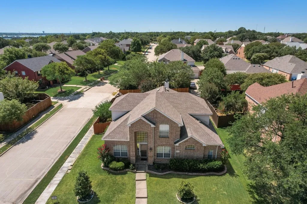Single Family Residence For Sale in Dallas County , 5214 Alazan Bay Drive, Rowlett, Texas 75089, 4 Bedroom, 3 Bathroom, 2 Garage spaces, 2,858 Sqft, built in 2000, mls#21356744, Real Estate Agent in Rowlett, Homes For Sale in Dallas county, Homes For Sale in Rowlett, Realtor in Rowlett Texas, Real Estate Brokerage Independent Realty Texas, Luminita Cordes Realtor