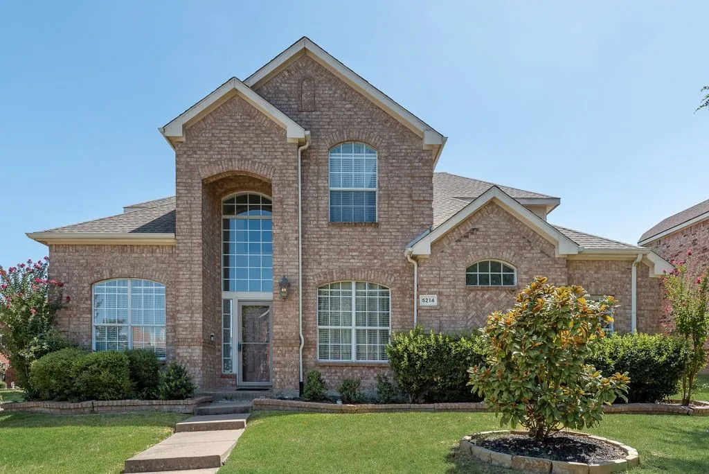 Single Family Residence For Sale in Dallas County , 5214 Alazan Bay Drive, Rowlett, Texas 75089, 4 Bedroom, 3 Bathroom, 2 Garage spaces, 2,858 Sqft, built in 2000, mls#21356744, Real Estate Agent in Rowlett, Homes For Sale in Dallas county, Homes For Sale in Rowlett, Realtor in Rowlett Texas, Real Estate Brokerage Independent Realty Texas, Luminita Cordes Realtor