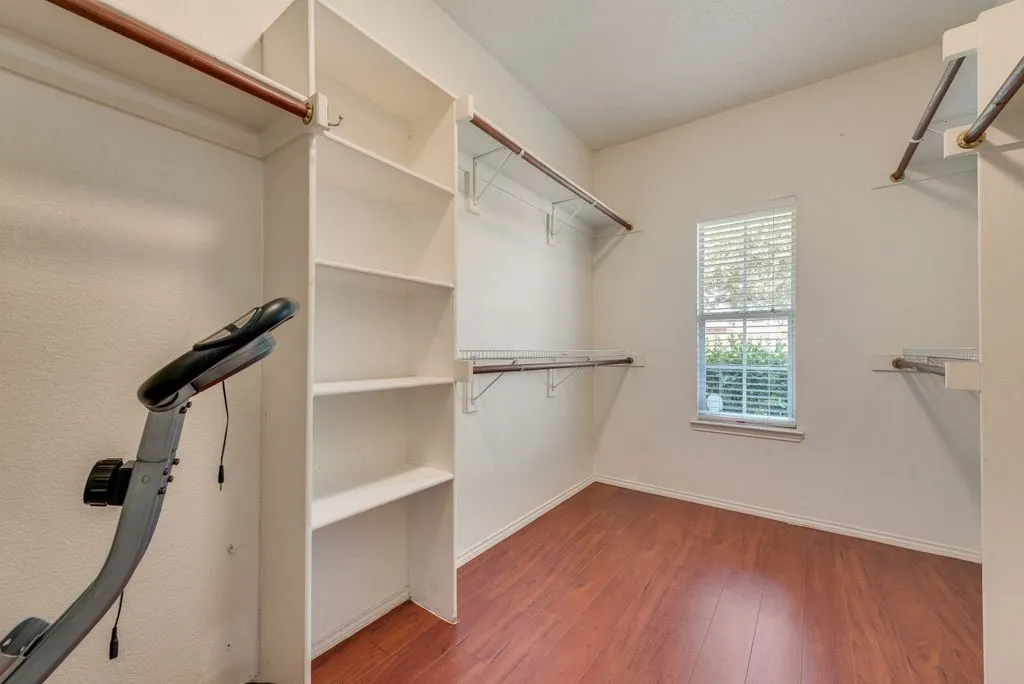 Single Family Residence For Sale in Dallas County , 5214 Alazan Bay Drive, Rowlett, Texas 75089, 4 Bedroom, 3 Bathroom, 2 Garage spaces, 2,858 Sqft, built in 2000, mls#21356744, Real Estate Agent in Rowlett, Homes For Sale in Dallas county, Homes For Sale in Rowlett, Realtor in Rowlett Texas, Real Estate Brokerage Independent Realty Texas, Luminita Cordes Realtor