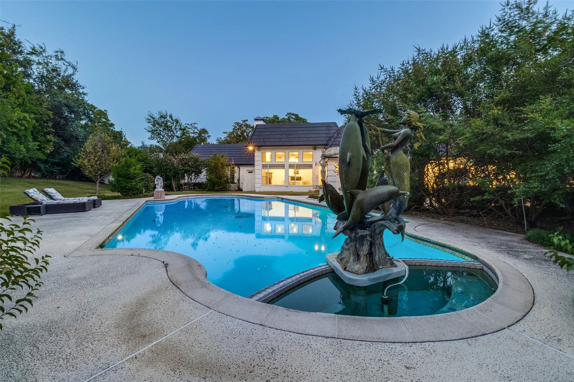 Single Family Residence For Sale in Dallas County , 14205 Hughes Lane, Dallas, Texas 75254, 5 Bedroom, 6 Bathroom, 3 Garage spaces, 6,347 Sqft, built in 1980, mls#21359573, Real Estate Agent in Dallas, Homes For Sale in Dallas county, Homes For Sale in Dallas, Realtor in Dallas Texas, Real Estate Brokerage Independent Realty Texas, Luminita Cordes Realtor