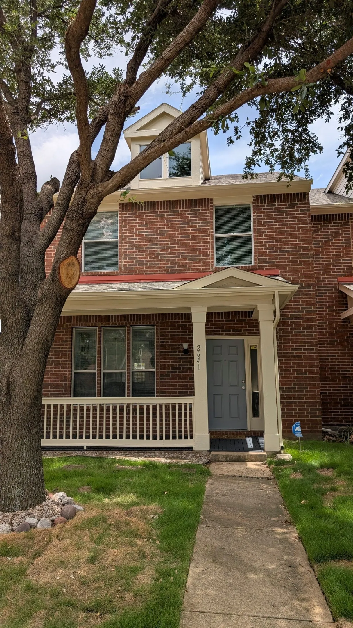 Single Family Residence For Sale in Collin County , 2641 Ezekial Way, Plano, Texas 75074, 3 Bedroom, 3 Bathroom, 2 Garage spaces, 1,540 Sqft, built in 2005, Price $348,000, mls#21360848, Real Estate Agent in Plano, Homes For Sale in Collin county, Homes For Sale in Plano, Realtor in Plano Texas, Real Estate Brokerage Independent Realty Texas, Luminita Cordes Realtor