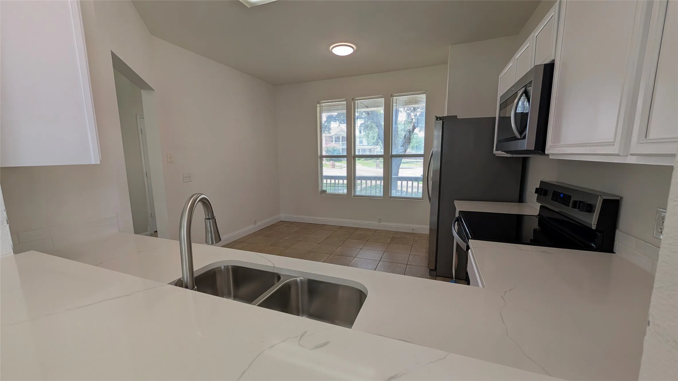 Single Family Residence For Sale in Collin County , 2641 Ezekial Way, Plano, Texas 75074, 3 Bedroom, 3 Bathroom, 2 Garage spaces, 1,540 Sqft, built in 2005, Price $348,000, mls#21360848, Real Estate Agent in Plano, Homes For Sale in Collin county, Homes For Sale in Plano, Realtor in Plano Texas, Real Estate Brokerage Independent Realty Texas, Luminita Cordes Realtor