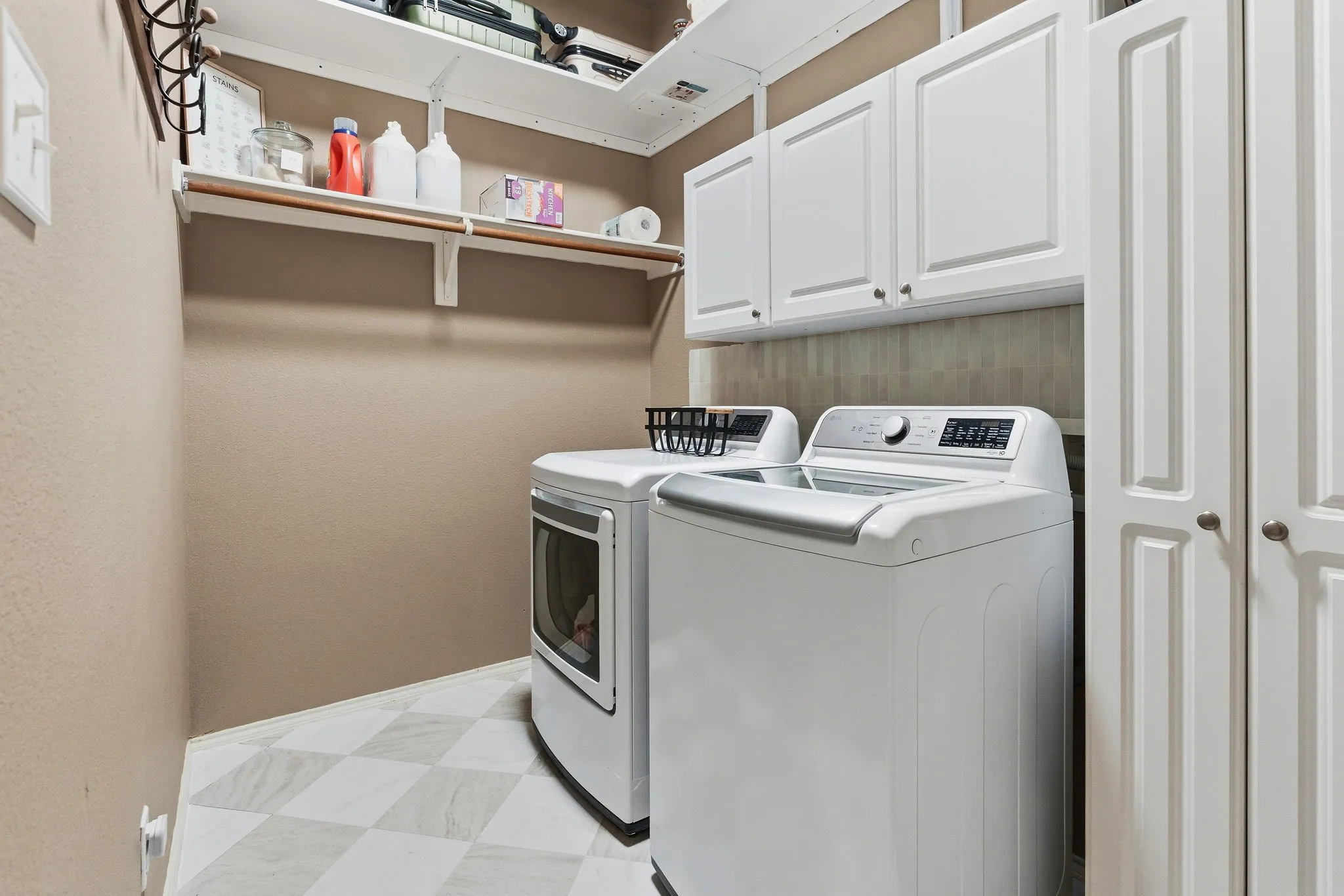 Large Laundry Room