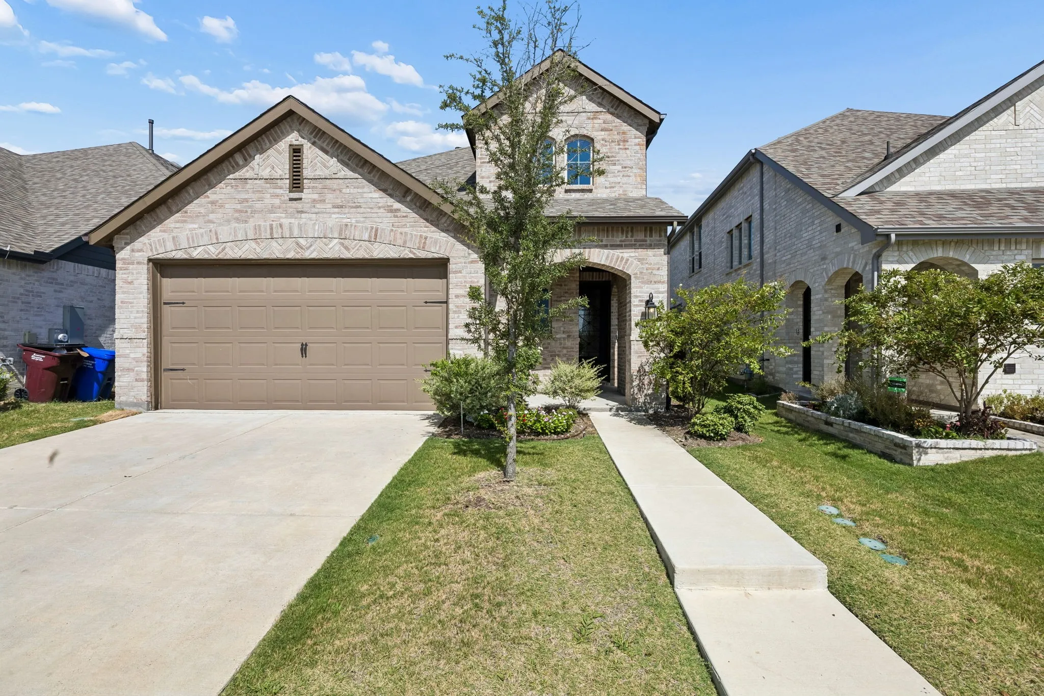 Single Family Residence For Rent in Collin County , 2321 Green River Road, Royse City, Texas 75189, 4 Bedroom, 3 Bathroom, 2 Garage spaces, 2,360 Sqft, built in 2023, mls#21356422, Real Estate Agent in Royse City, Homes For Rent in Collin county, Homes For Rent in Royse City, Realtor in Royse City Texas, Real Estate Brokerage Independent Realty Texas, Luminita Cordes Realtor