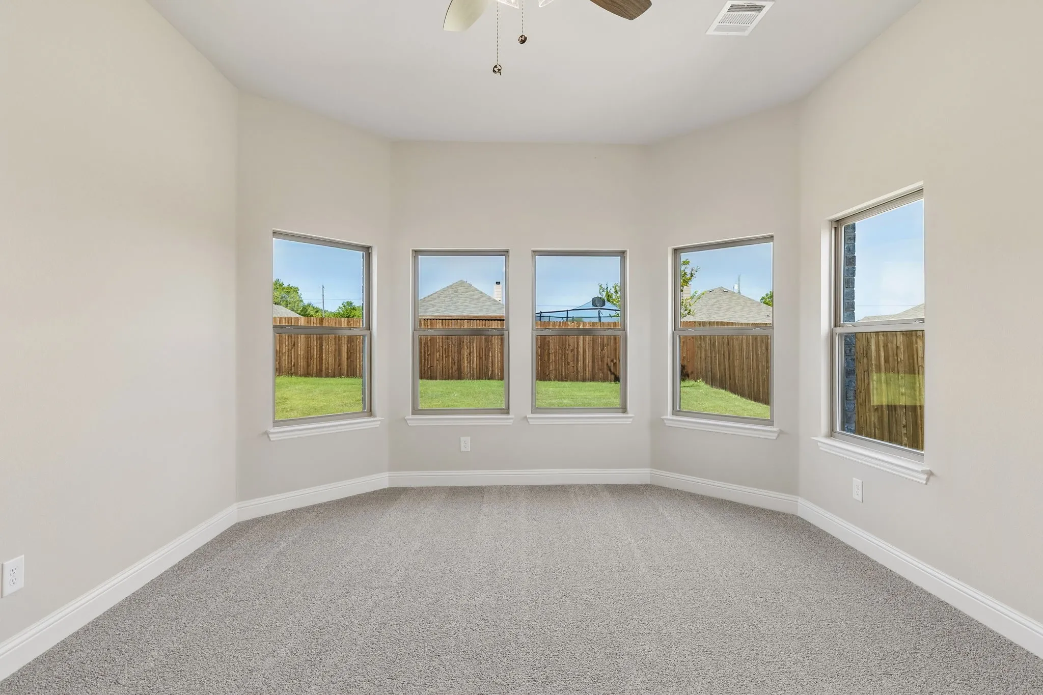 Single Family Residence For Sale in Collin County , 310 Mercer Drive, Josephine, Texas 75173, 4 Bedroom, 3 Bathroom, 2 Garage spaces, 2,320 Sqft, built in 2024, mls#21357171, Real Estate Agent in Josephine, Homes For Sale in Collin county, Homes For Sale in Josephine, Realtor in Josephine Texas, Real Estate Brokerage Independent Realty Texas, Luminita Cordes Realtor