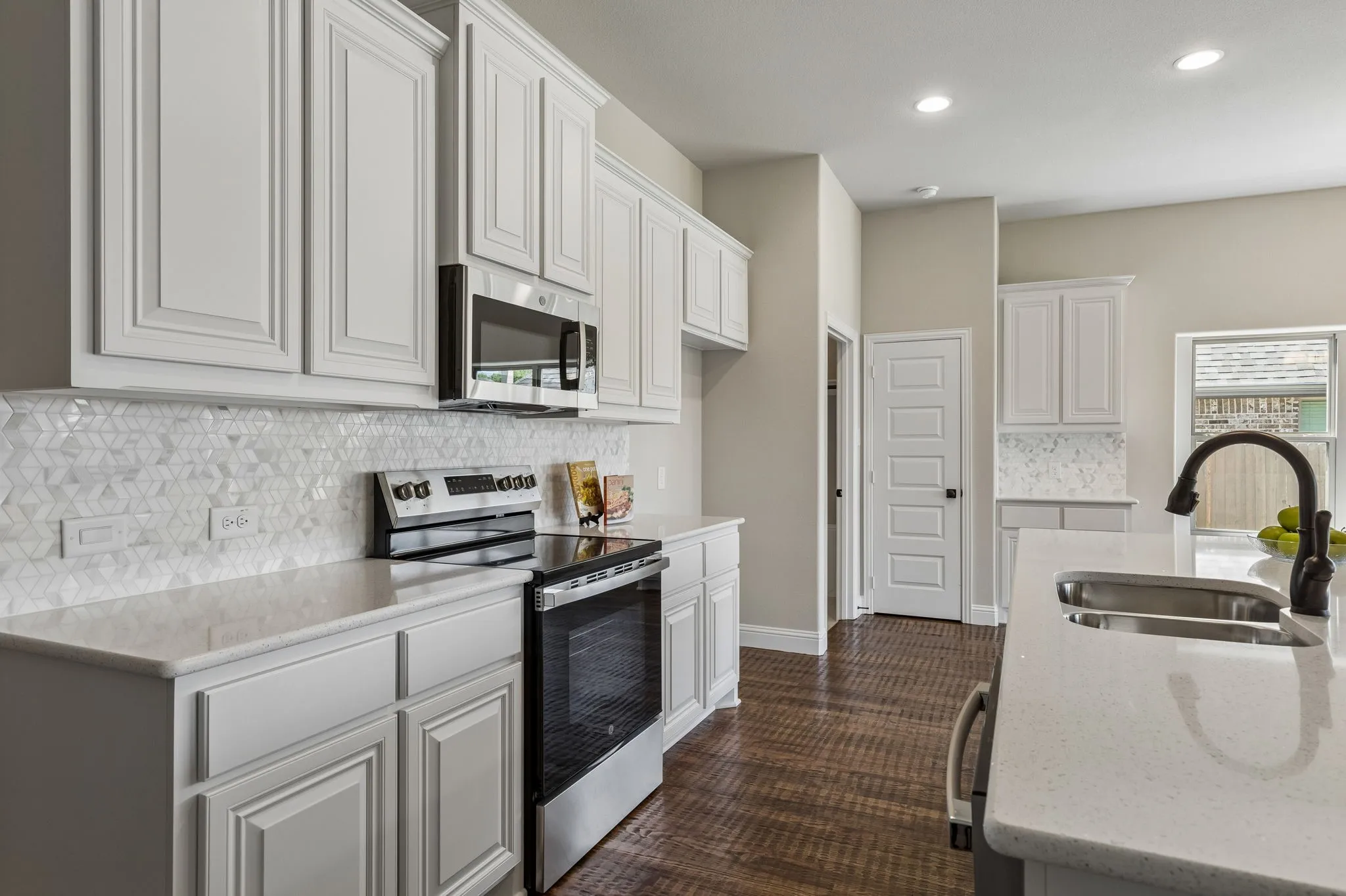 Single Family Residence For Sale in Collin County , 306 Mercer Drive, Josephine, Texas 75173, 4 Bedroom, 3 Bathroom, 2 Garage spaces, 2,320 Sqft, built in 2024, mls#21356103, Real Estate Agent in Josephine, Homes For Sale in Collin county, Homes For Sale in Josephine, Realtor in Josephine Texas, Real Estate Brokerage Independent Realty Texas, Luminita Cordes Realtor