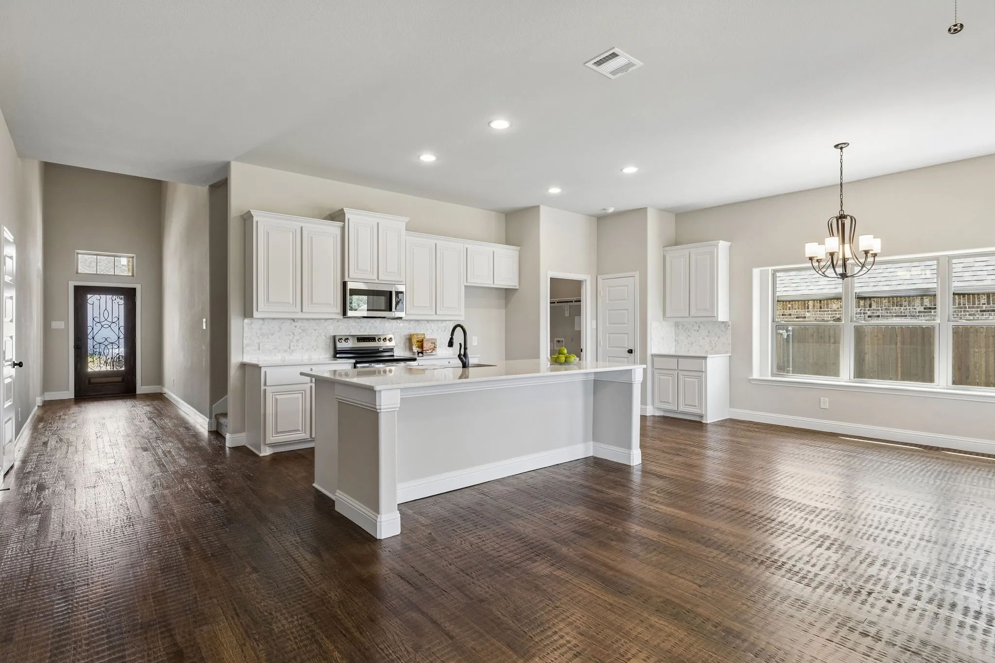 Single Family Residence For Sale in Collin County , 306 Mercer Drive, Josephine, Texas 75173, 4 Bedroom, 3 Bathroom, 2 Garage spaces, 2,320 Sqft, built in 2024, mls#21356103, Real Estate Agent in Josephine, Homes For Sale in Collin county, Homes For Sale in Josephine, Realtor in Josephine Texas, Real Estate Brokerage Independent Realty Texas, Luminita Cordes Realtor