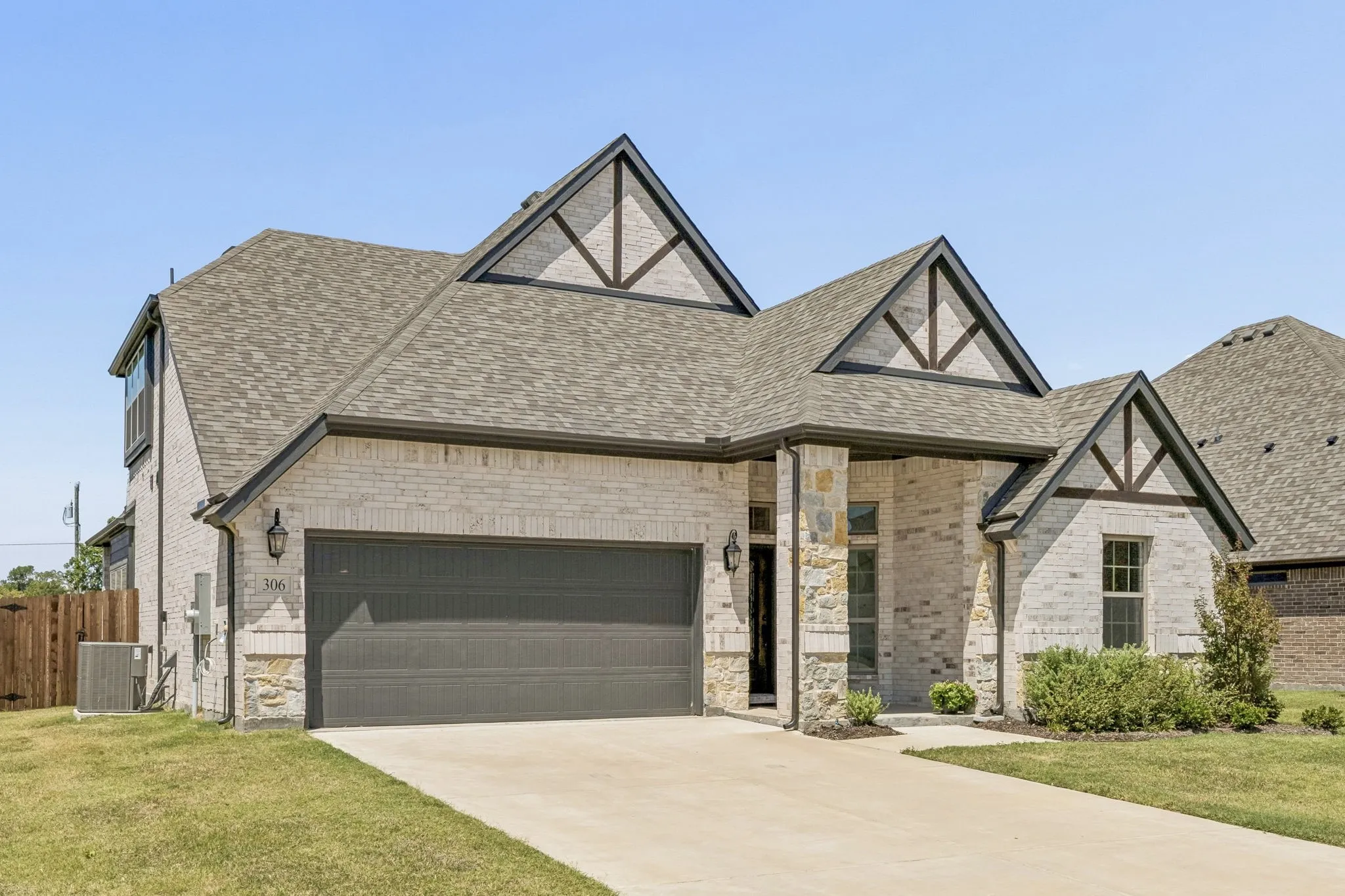 Single Family Residence For Sale in Collin County , 306 Mercer Drive, Josephine, Texas 75173, 4 Bedroom, 3 Bathroom, 2 Garage spaces, 2,320 Sqft, built in 2024, mls#21356103, Real Estate Agent in Josephine, Homes For Sale in Collin county, Homes For Sale in Josephine, Realtor in Josephine Texas, Real Estate Brokerage Independent Realty Texas, Luminita Cordes Realtor