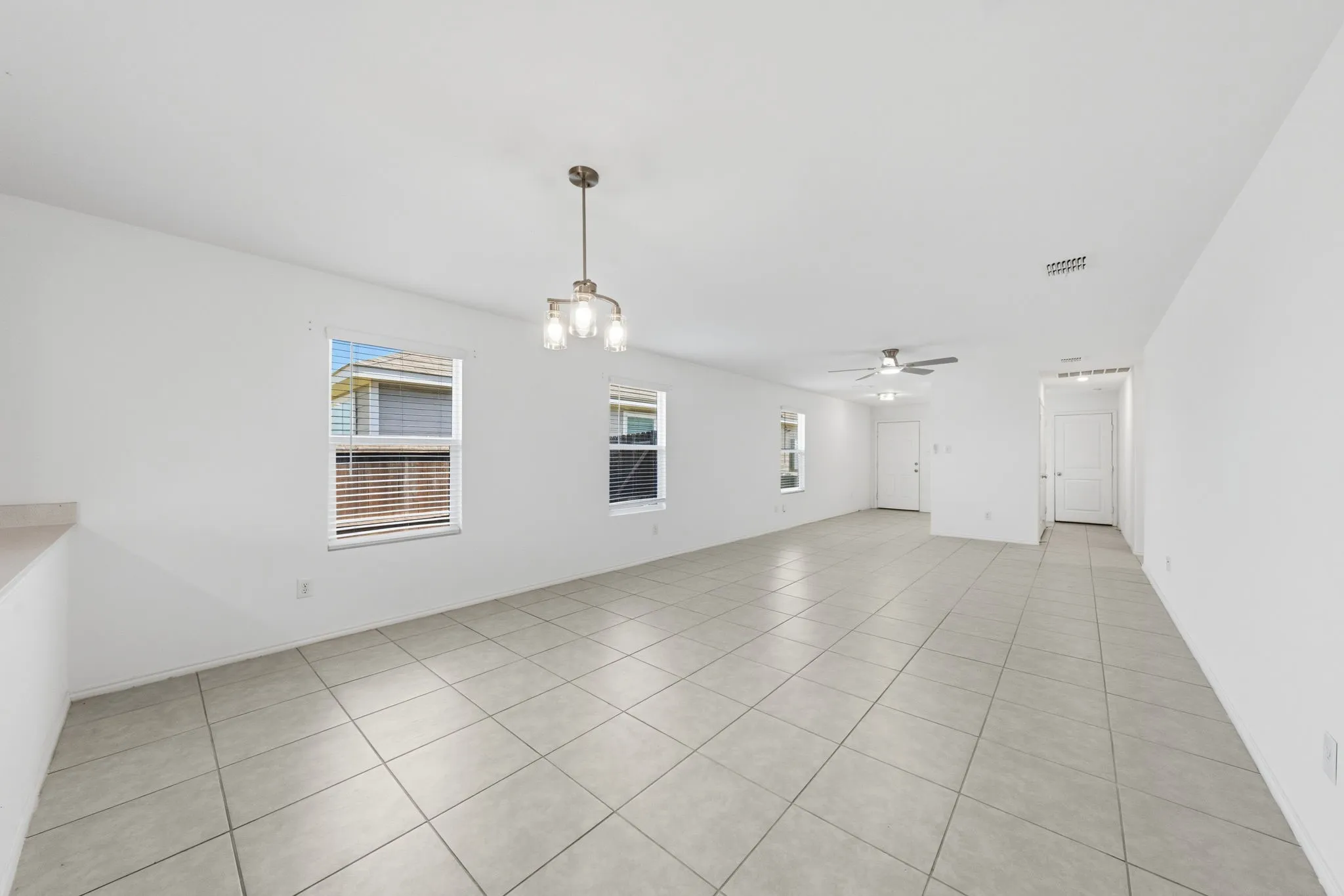 Single Family Residence For Sale in Collin County , 5800 Timber Point Drive, Princeton, Texas 75407, 3 Bedroom, 2 Bathroom, 2 Garage spaces, 1,407 Sqft, built in 2022, mls#21360877, Real Estate Agent in Princeton, Homes For Sale in Collin county, Homes For Sale in Princeton, Realtor in Princeton Texas, Real Estate Brokerage Independent Realty Texas, Luminita Cordes Realtor