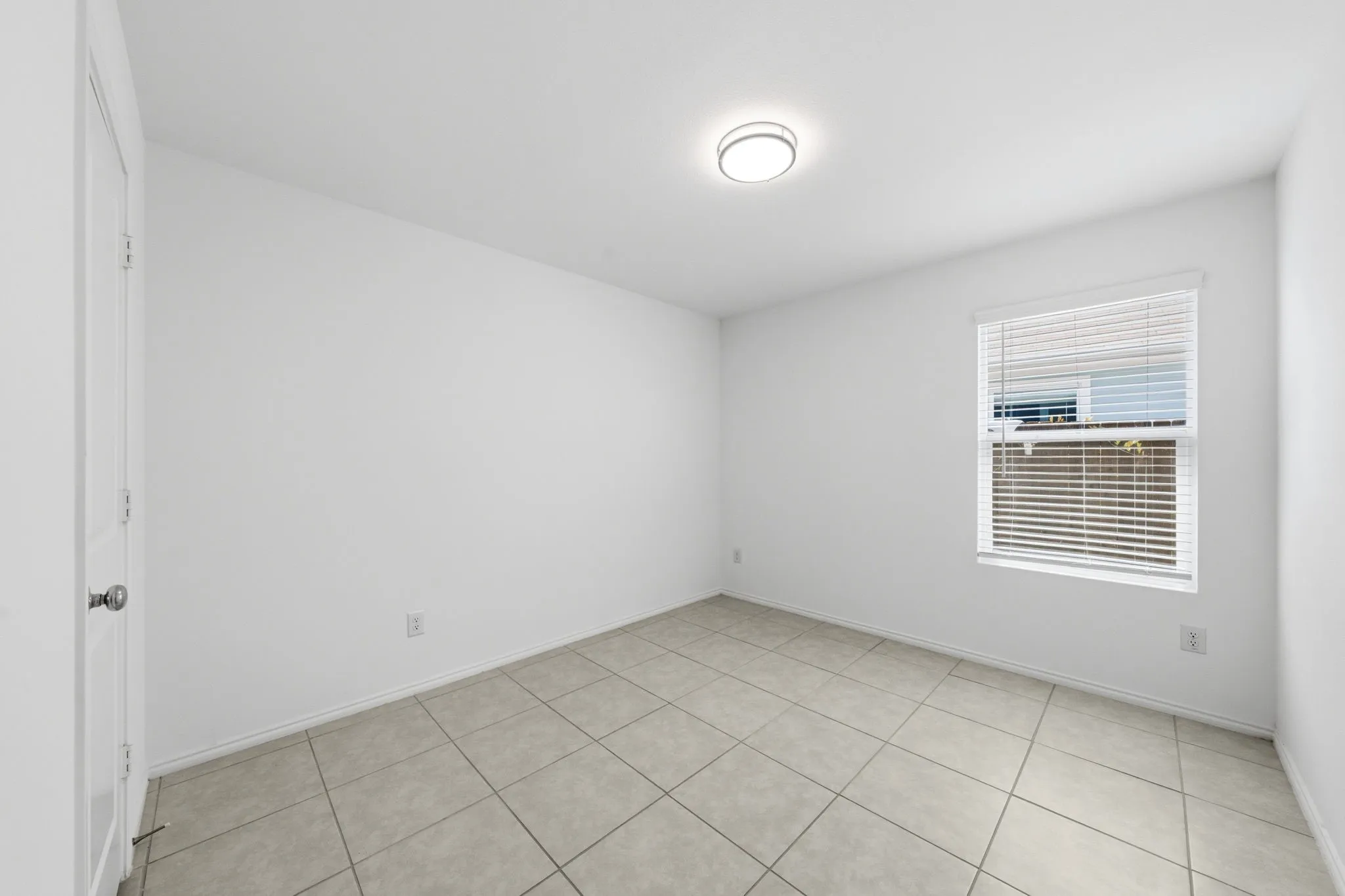 Single Family Residence For Sale in Collin County , 5800 Timber Point Drive, Princeton, Texas 75407, 3 Bedroom, 2 Bathroom, 2 Garage spaces, 1,407 Sqft, built in 2022, mls#21360877, Real Estate Agent in Princeton, Homes For Sale in Collin county, Homes For Sale in Princeton, Realtor in Princeton Texas, Real Estate Brokerage Independent Realty Texas, Luminita Cordes Realtor