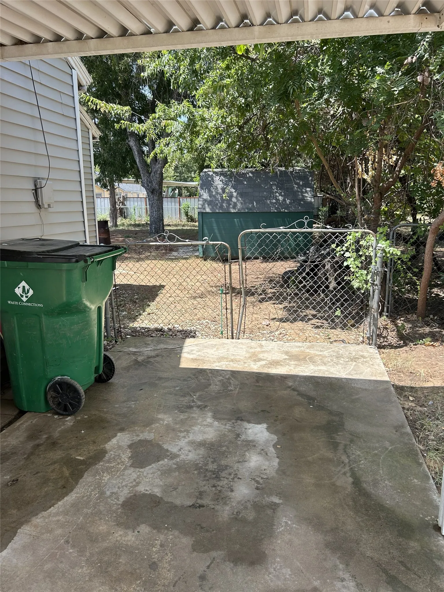 Single Family Residence For Sale in Tarrant County , 2309 Fincher Road, Haltom City, Texas 76117, 3 Bedroom, 1 Bathroom, Garage spaces, 1,326 Sqft, built in 1947, mls#21360890, Real Estate Agent in Haltom City, Homes For Sale in Tarrant county, Homes For Sale in Haltom City, Realtor in Haltom City Texas, Real Estate Brokerage Independent Realty Texas, Luminita Cordes Realtor
