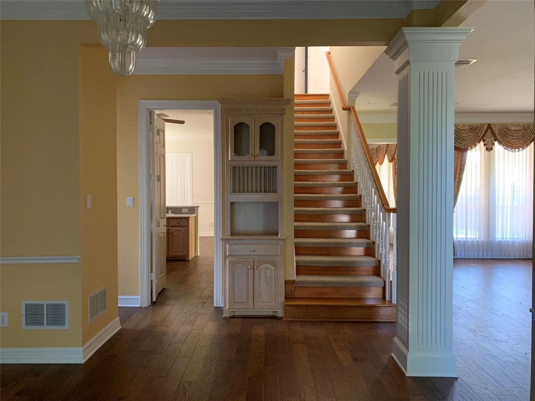 Single Family Residence For Rent in Collin County , 17906 Old Preston Court, Dallas, Texas 75252, 4 Bedroom, 4 Bathroom, 3 Garage spaces, 3,372 Sqft, built in 1999, mls#21360891, Real Estate Agent in Dallas, Homes For Rent in Collin county, Homes For Rent in Dallas, Realtor in Dallas Texas, Real Estate Brokerage Independent Realty Texas, Luminita Cordes Realtor