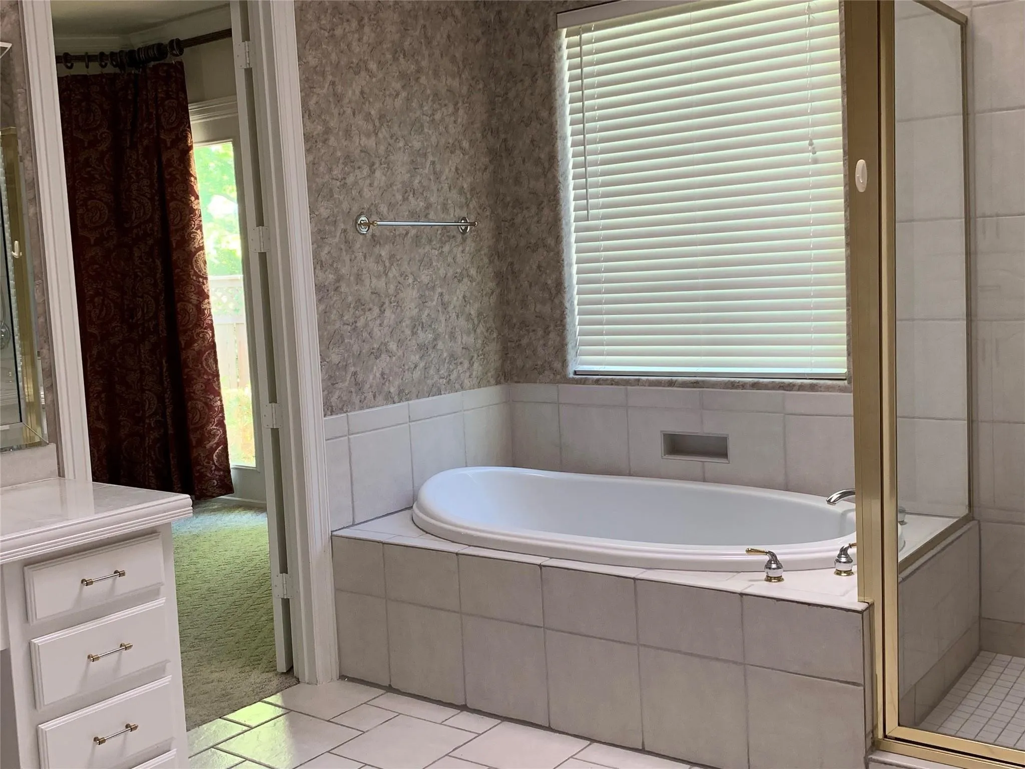 Single Family Residence For Rent in Collin County , 17906 Old Preston Court, Dallas, Texas 75252, 4 Bedroom, 4 Bathroom, 3 Garage spaces, 3,372 Sqft, built in 1999, mls#21360891, Real Estate Agent in Dallas, Homes For Rent in Collin county, Homes For Rent in Dallas, Realtor in Dallas Texas, Real Estate Brokerage Independent Realty Texas, Luminita Cordes Realtor