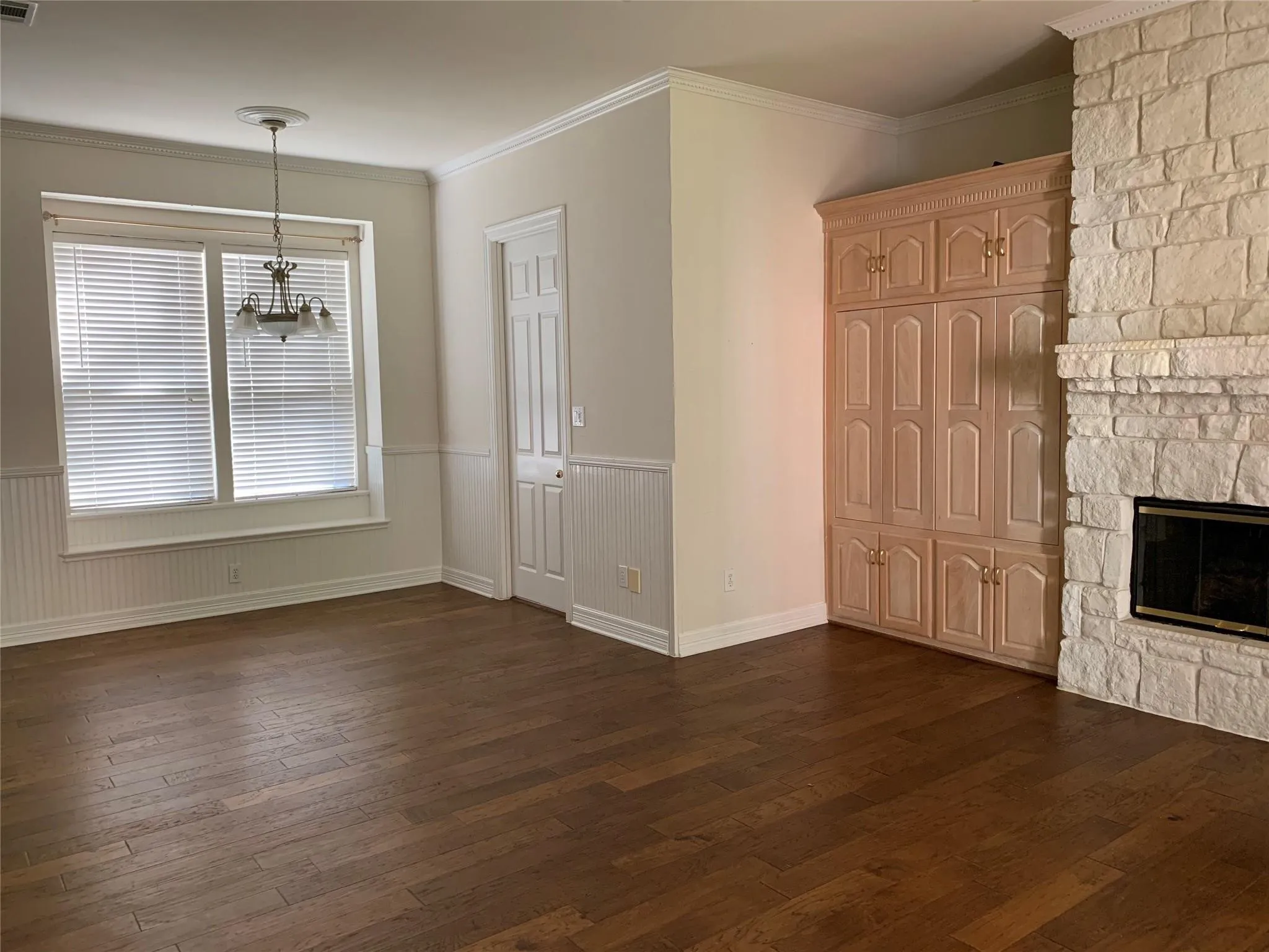 Single Family Residence For Rent in Collin County , 17906 Old Preston Court, Dallas, Texas 75252, 4 Bedroom, 4 Bathroom, 3 Garage spaces, 3,372 Sqft, built in 1999, mls#21360891, Real Estate Agent in Dallas, Homes For Rent in Collin county, Homes For Rent in Dallas, Realtor in Dallas Texas, Real Estate Brokerage Independent Realty Texas, Luminita Cordes Realtor