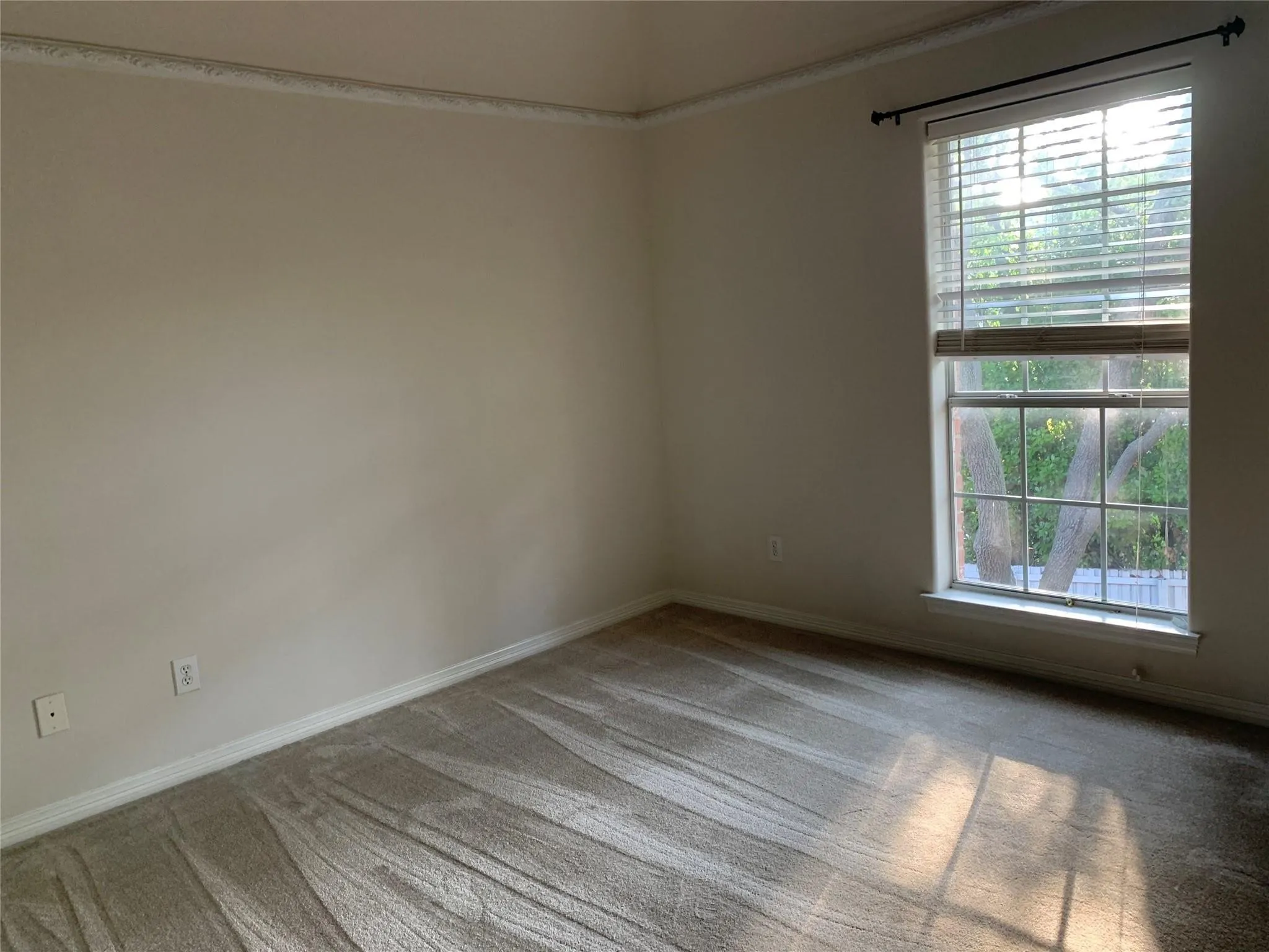 Single Family Residence For Rent in Collin County , 17906 Old Preston Court, Dallas, Texas 75252, 4 Bedroom, 4 Bathroom, 3 Garage spaces, 3,372 Sqft, built in 1999, mls#21360891, Real Estate Agent in Dallas, Homes For Rent in Collin county, Homes For Rent in Dallas, Realtor in Dallas Texas, Real Estate Brokerage Independent Realty Texas, Luminita Cordes Realtor
