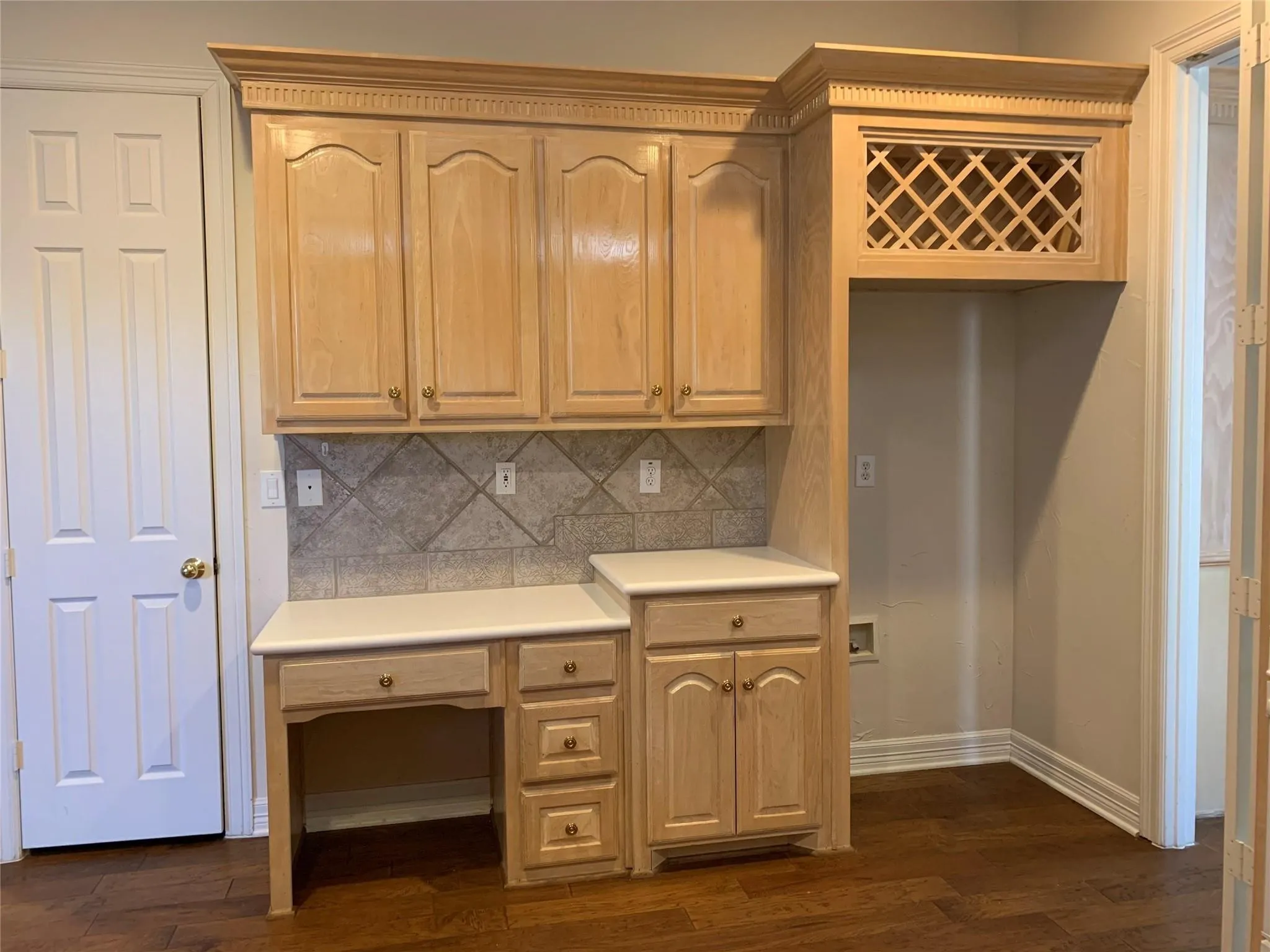 Single Family Residence For Rent in Collin County , 17906 Old Preston Court, Dallas, Texas 75252, 4 Bedroom, 4 Bathroom, 3 Garage spaces, 3,372 Sqft, built in 1999, mls#21360891, Real Estate Agent in Dallas, Homes For Rent in Collin county, Homes For Rent in Dallas, Realtor in Dallas Texas, Real Estate Brokerage Independent Realty Texas, Luminita Cordes Realtor