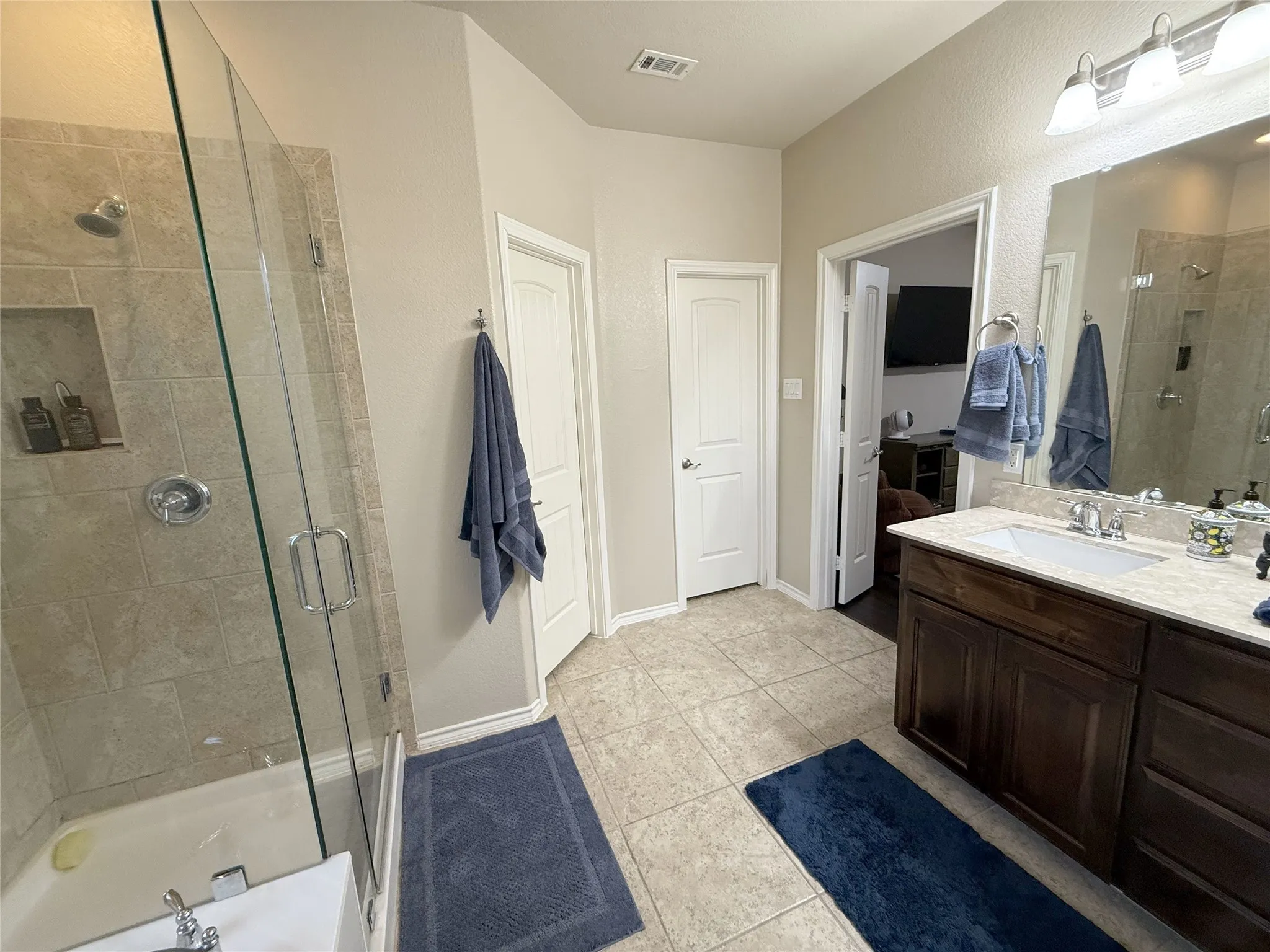 Single Family Residence For Sale in Denton County , 4809 Wasatch Drive, Denton, Texas 76208, 4 Bedroom, 2 Bathroom, 2 Garage spaces, 1,772 Sqft, built in 2015, mls#21360692, Real Estate Agent in Denton, Homes For Sale in Denton county, Homes For Sale in Denton, Realtor in Denton Texas, Real Estate Brokerage Independent Realty Texas, Luminita Cordes Realtor