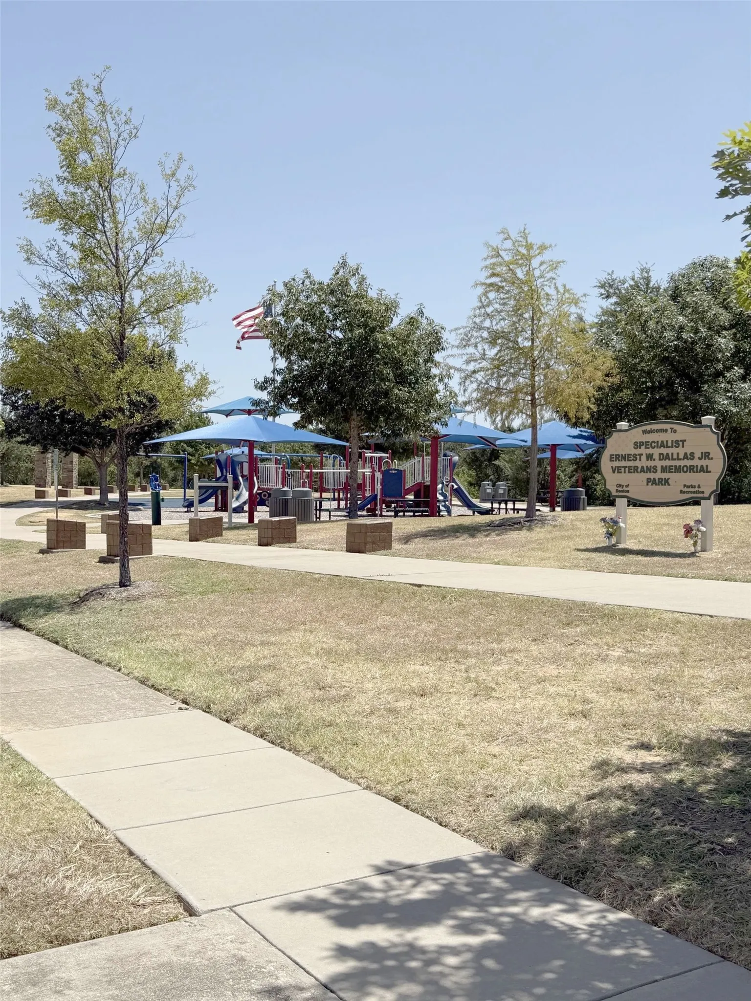 Single Family Residence For Sale in Denton County , 4809 Wasatch Drive, Denton, Texas 76208, 4 Bedroom, 2 Bathroom, 2 Garage spaces, 1,772 Sqft, built in 2015, mls#21360692, Real Estate Agent in Denton, Homes For Sale in Denton county, Homes For Sale in Denton, Realtor in Denton Texas, Real Estate Brokerage Independent Realty Texas, Luminita Cordes Realtor