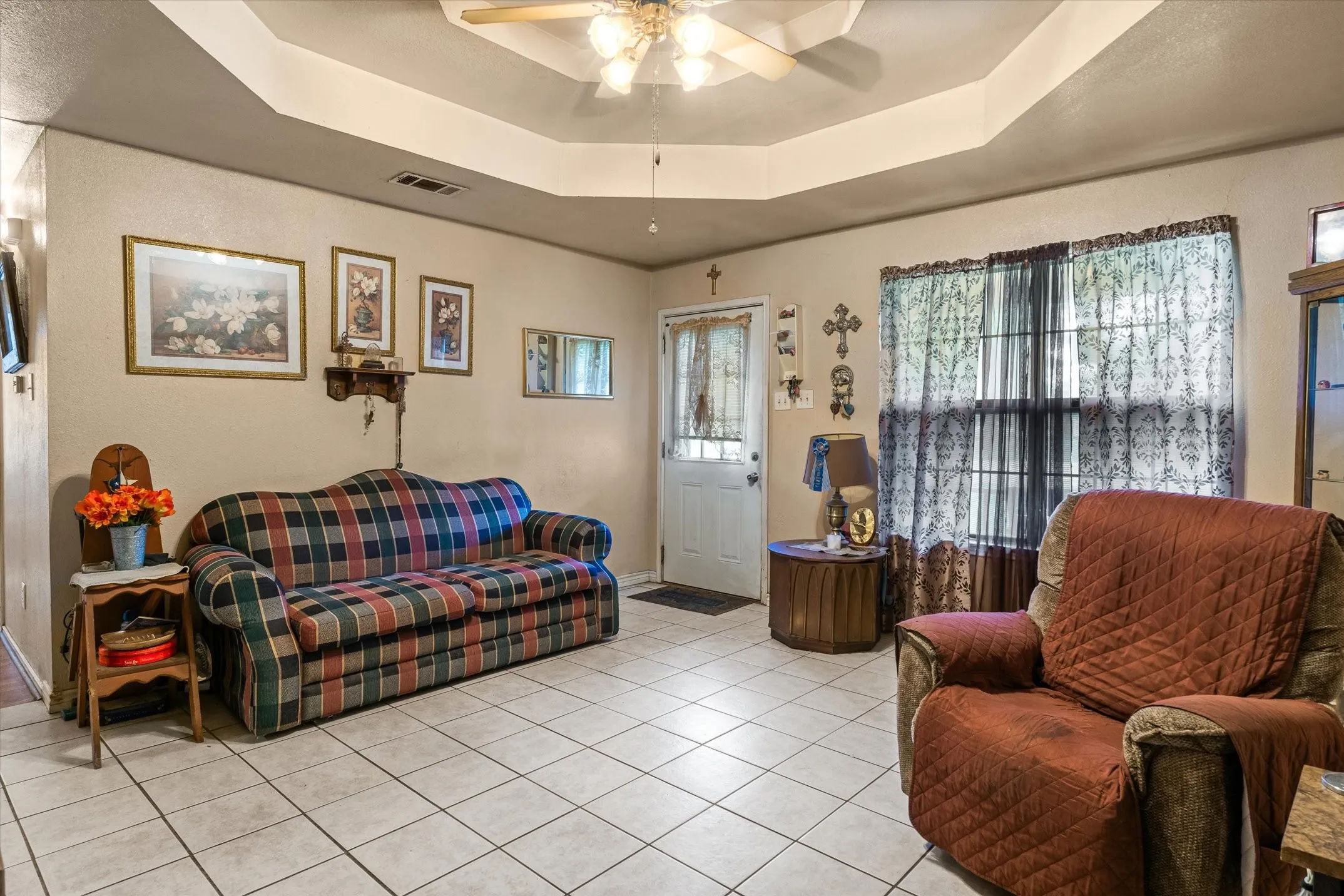 Office For Sale in Van Zandt County , 410 W Pine Street, Edgewood, Texas 75117, 0, 0, Garage spaces, 0 Sqft, built in 1993, mls#21360894, Real Estate Agent in Edgewood, Homes For Sale in Van Zandt county, Homes For Sale in Edgewood, Realtor in Edgewood Texas, Real Estate Brokerage Independent Realty Texas, Luminita Cordes Realtor