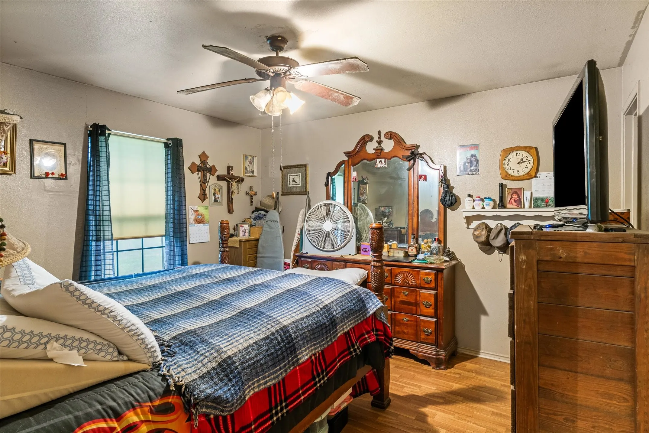 Office For Sale in Van Zandt County , 410 W Pine Street, Edgewood, Texas 75117, 0, 0, Garage spaces, 0 Sqft, built in 1993, mls#21360894, Real Estate Agent in Edgewood, Homes For Sale in Van Zandt county, Homes For Sale in Edgewood, Realtor in Edgewood Texas, Real Estate Brokerage Independent Realty Texas, Luminita Cordes Realtor