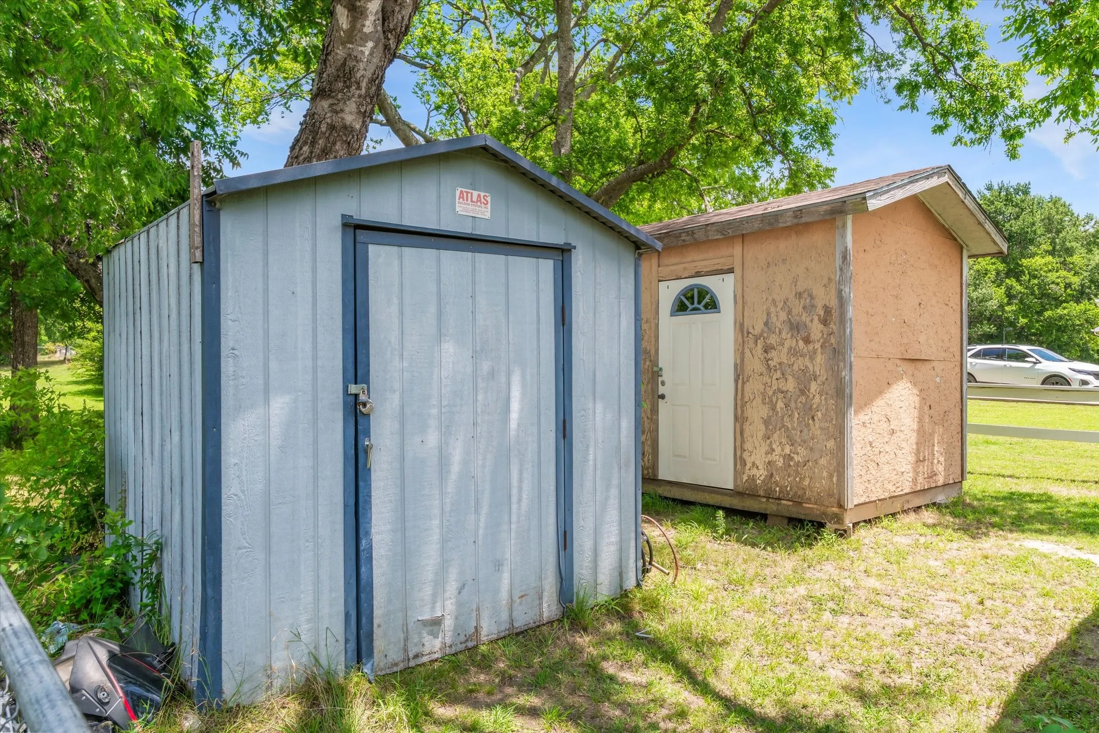 Office For Sale in Van Zandt County , 410 W Pine Street, Edgewood, Texas 75117, 0, 0, Garage spaces, 0 Sqft, built in 1993, mls#21360894, Real Estate Agent in Edgewood, Homes For Sale in Van Zandt county, Homes For Sale in Edgewood, Realtor in Edgewood Texas, Real Estate Brokerage Independent Realty Texas, Luminita Cordes Realtor