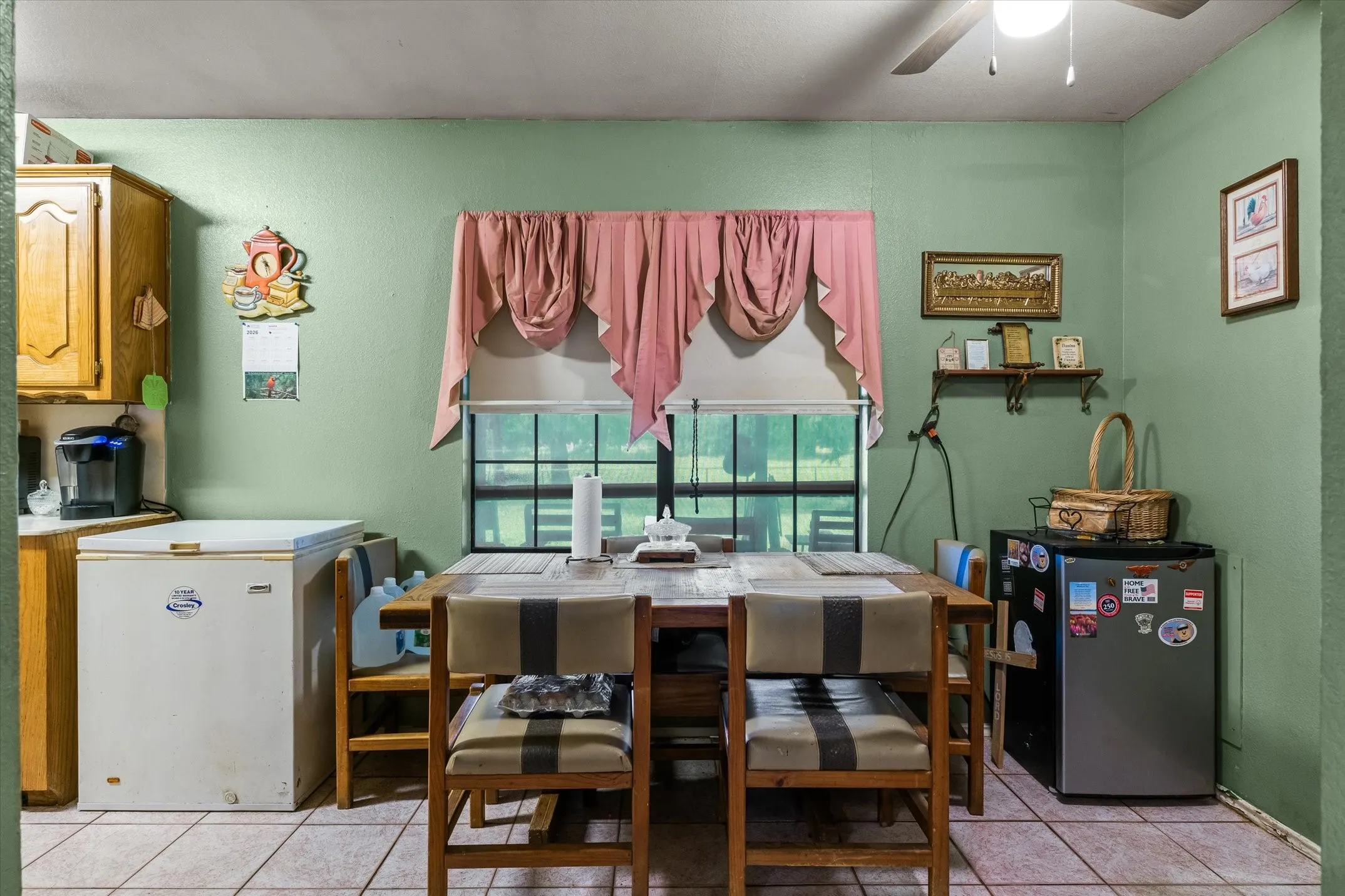 Office For Sale in Van Zandt County , 410 W Pine Street, Edgewood, Texas 75117, 0, 0, Garage spaces, 0 Sqft, built in 1993, mls#21360894, Real Estate Agent in Edgewood, Homes For Sale in Van Zandt county, Homes For Sale in Edgewood, Realtor in Edgewood Texas, Real Estate Brokerage Independent Realty Texas, Luminita Cordes Realtor