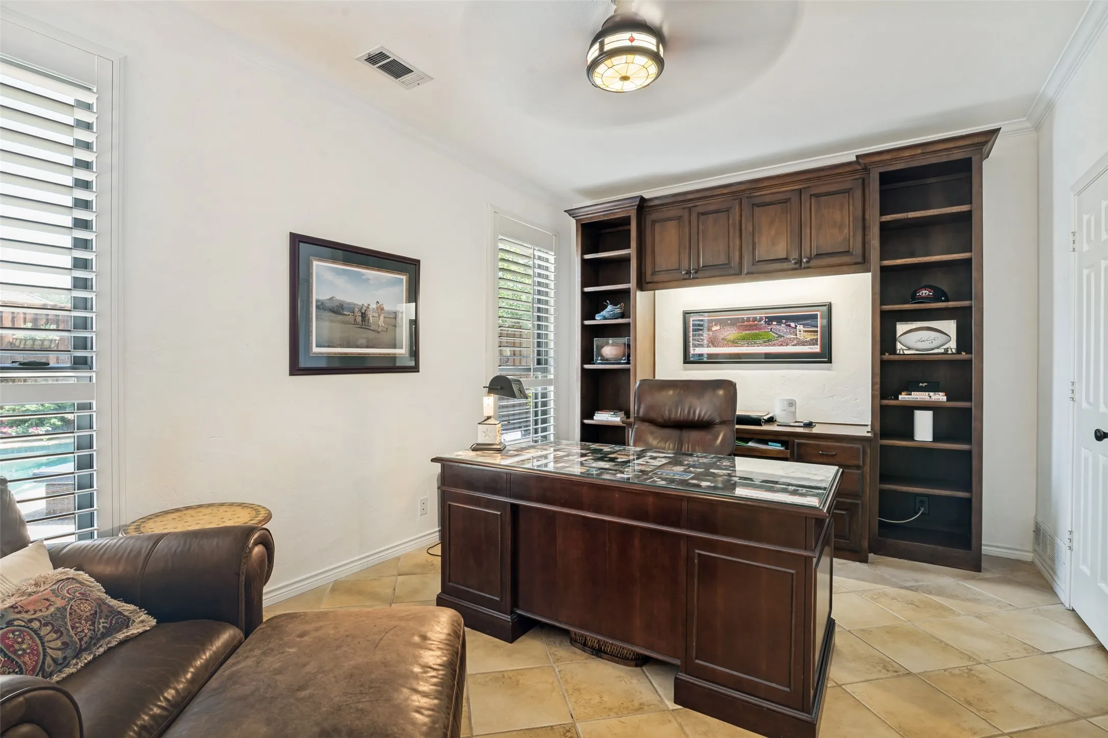 Single Family Residence For Sale in Collin County , 3921 Gettysburg Circle, Plano, Texas 75023, 4 Bedroom, 3 Bathroom, 2 Garage spaces, 2,939 Sqft, built in 1984, mls#21360434, Real Estate Agent in Plano, Homes For Sale in Collin county, Homes For Sale in Plano, Realtor in Plano Texas, Real Estate Brokerage Independent Realty Texas, Luminita Cordes Realtor