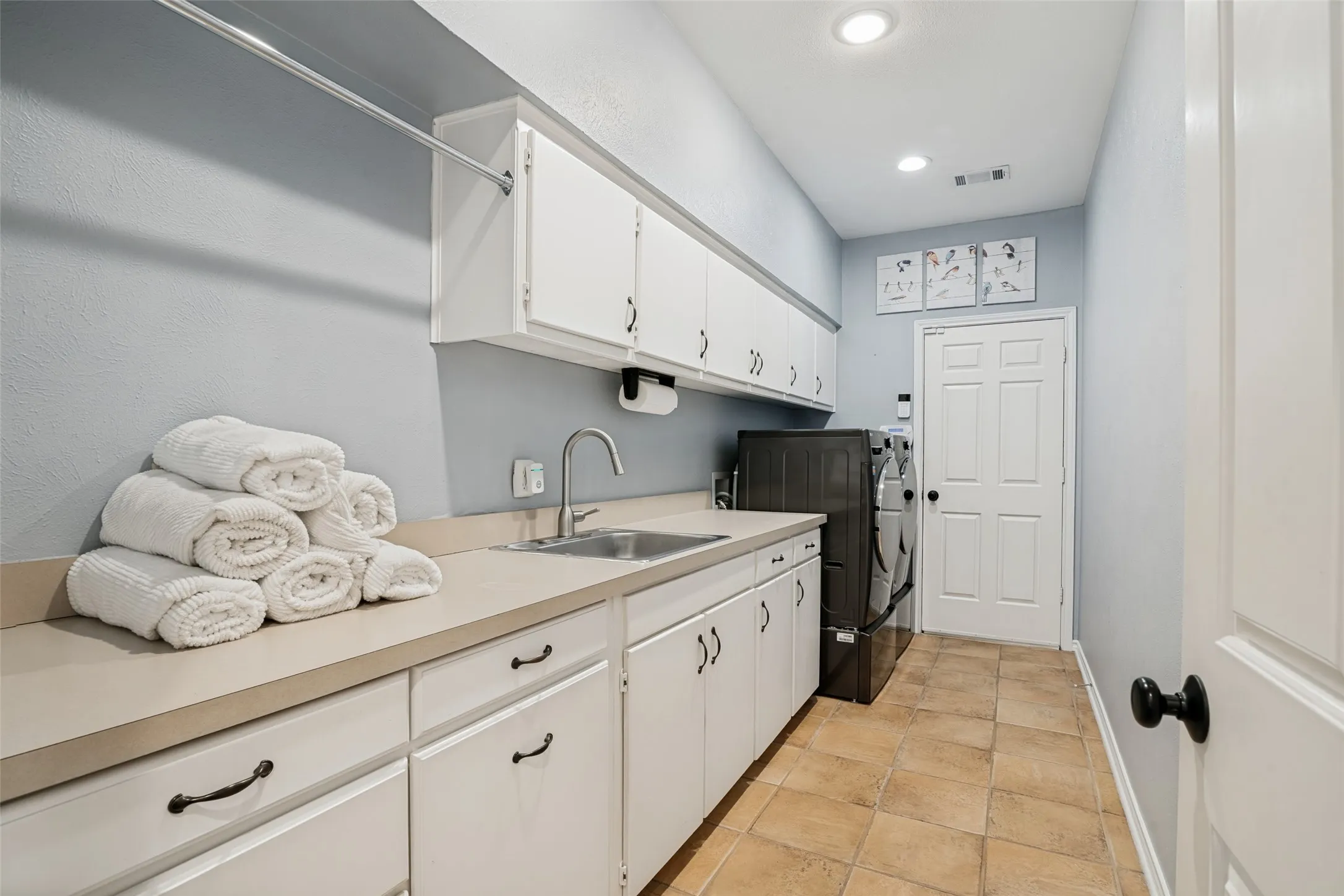 Fabulous Sink in your BIG laundry room!