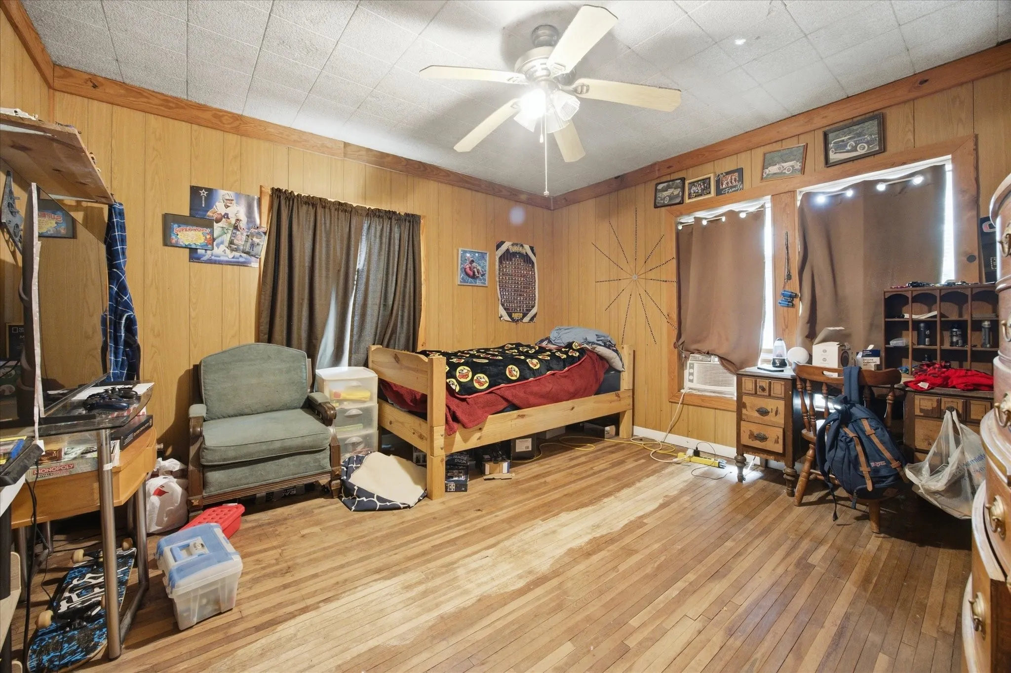 Single Family Residence For Sale in Red River (TX) County , 112 S Fm 44, Annona, Texas 75550, 3 Bedroom, 2 Bathroom, Garage spaces, 1,863 Sqft, built in 1947, mls#21360915, Real Estate Agent in Annona, Homes For Sale in Red River (TX) county, Homes For Sale in Annona, Realtor in Annona Texas, Real Estate Brokerage Independent Realty Texas, Luminita Cordes Realtor