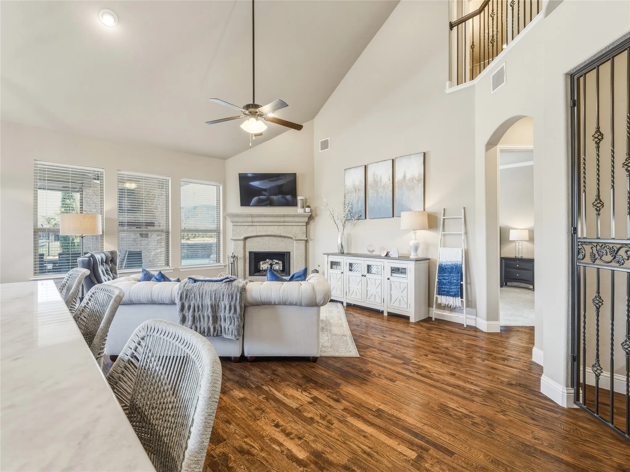 Single Family Residence For Sale in Collin County , 3712 Juniper Court, Celina, Texas 75009, 4 Bedroom, 4 Bathroom, 2 Garage spaces, 3,457 Sqft, built in 2014, mls#21354143, Real Estate Agent in Celina, Homes For Sale in Collin county, Homes For Sale in Celina, Realtor in Celina Texas, Real Estate Brokerage Independent Realty Texas, Luminita Cordes Realtor