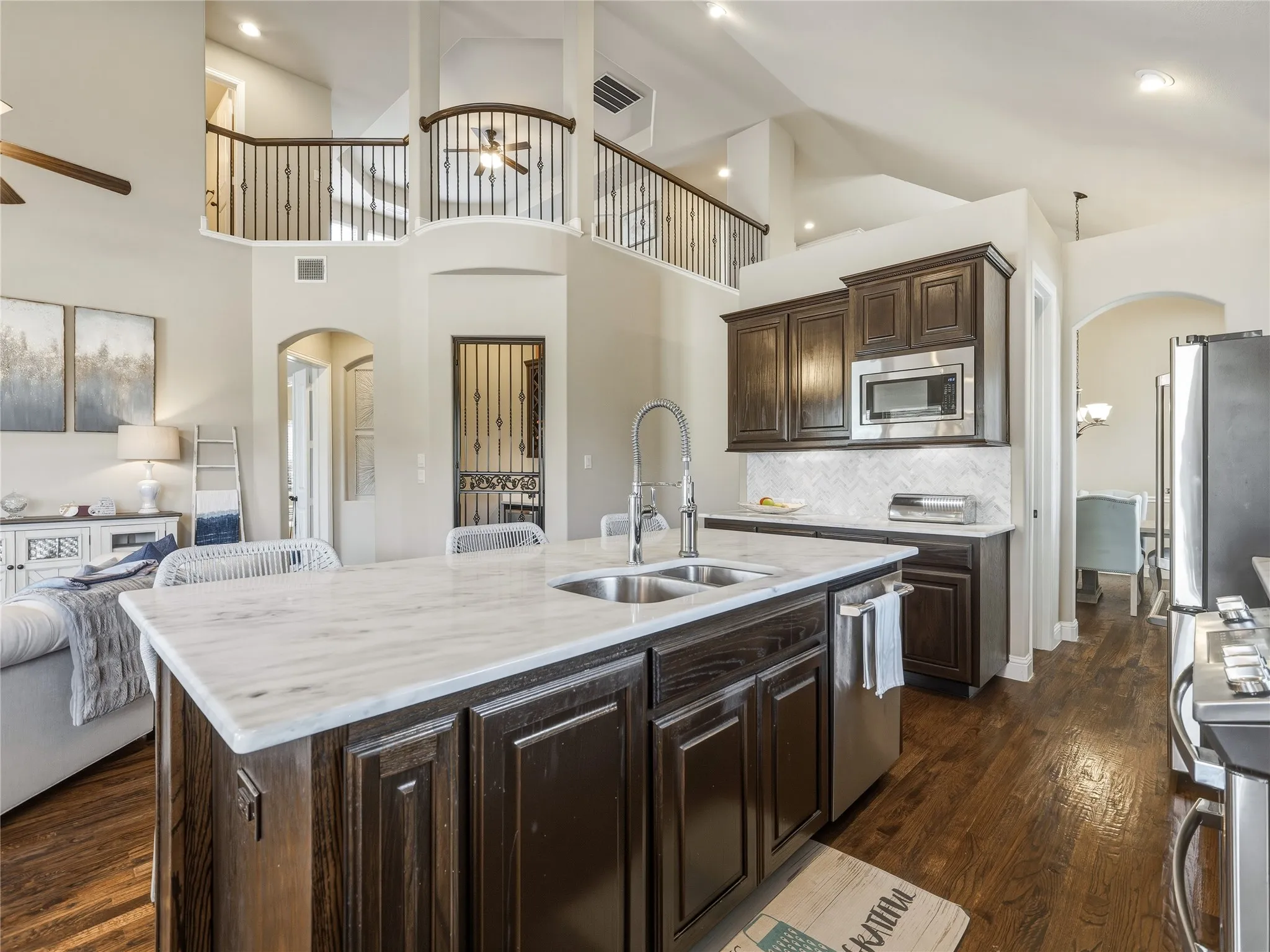 Single Family Residence For Sale in Collin County , 3712 Juniper Court, Celina, Texas 75009, 4 Bedroom, 4 Bathroom, 2 Garage spaces, 3,457 Sqft, built in 2014, mls#21354143, Real Estate Agent in Celina, Homes For Sale in Collin county, Homes For Sale in Celina, Realtor in Celina Texas, Real Estate Brokerage Independent Realty Texas, Luminita Cordes Realtor