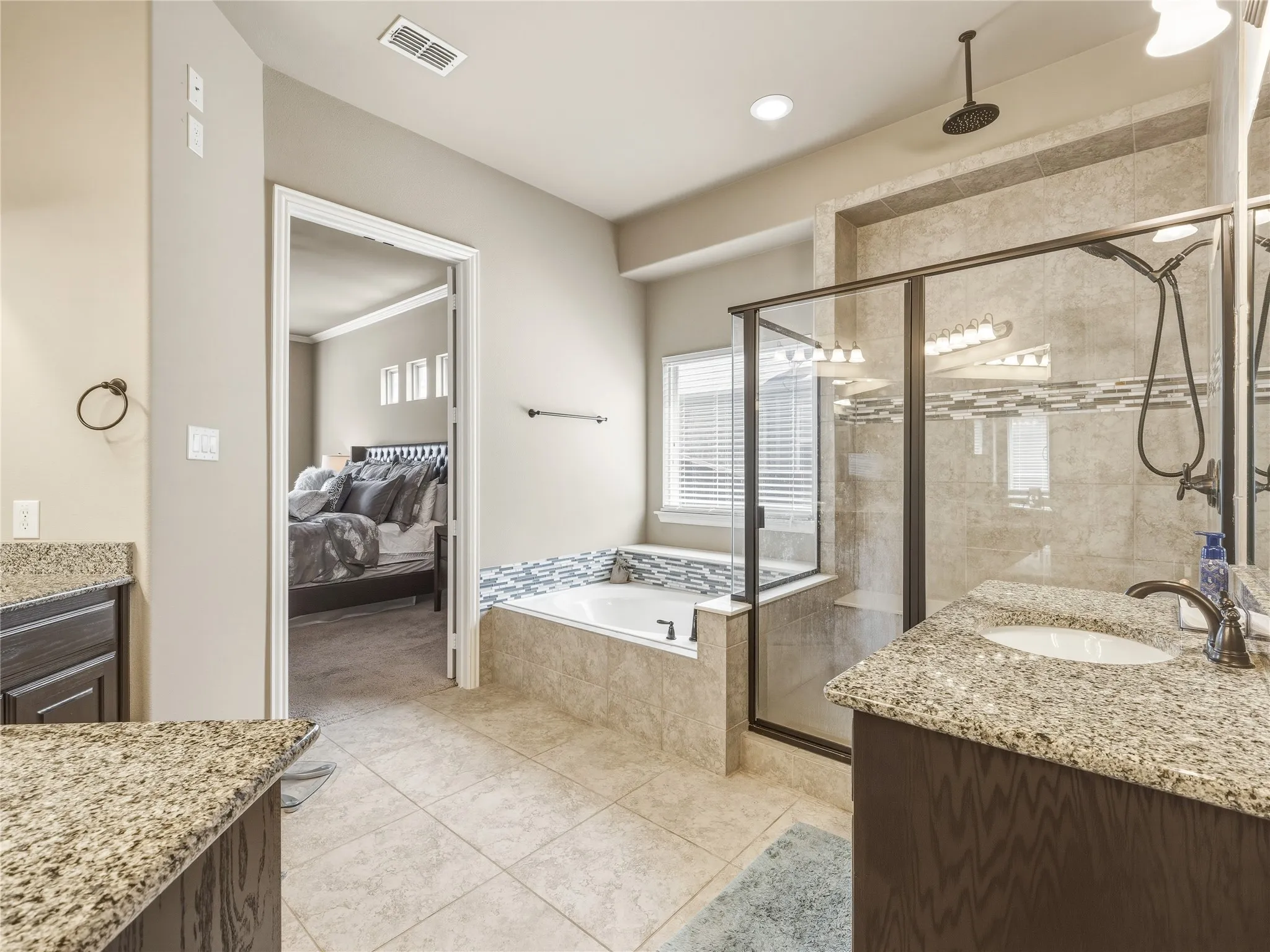 Single Family Residence For Sale in Collin County , 3712 Juniper Court, Celina, Texas 75009, 4 Bedroom, 4 Bathroom, 2 Garage spaces, 3,457 Sqft, built in 2014, mls#21354143, Real Estate Agent in Celina, Homes For Sale in Collin county, Homes For Sale in Celina, Realtor in Celina Texas, Real Estate Brokerage Independent Realty Texas, Luminita Cordes Realtor
