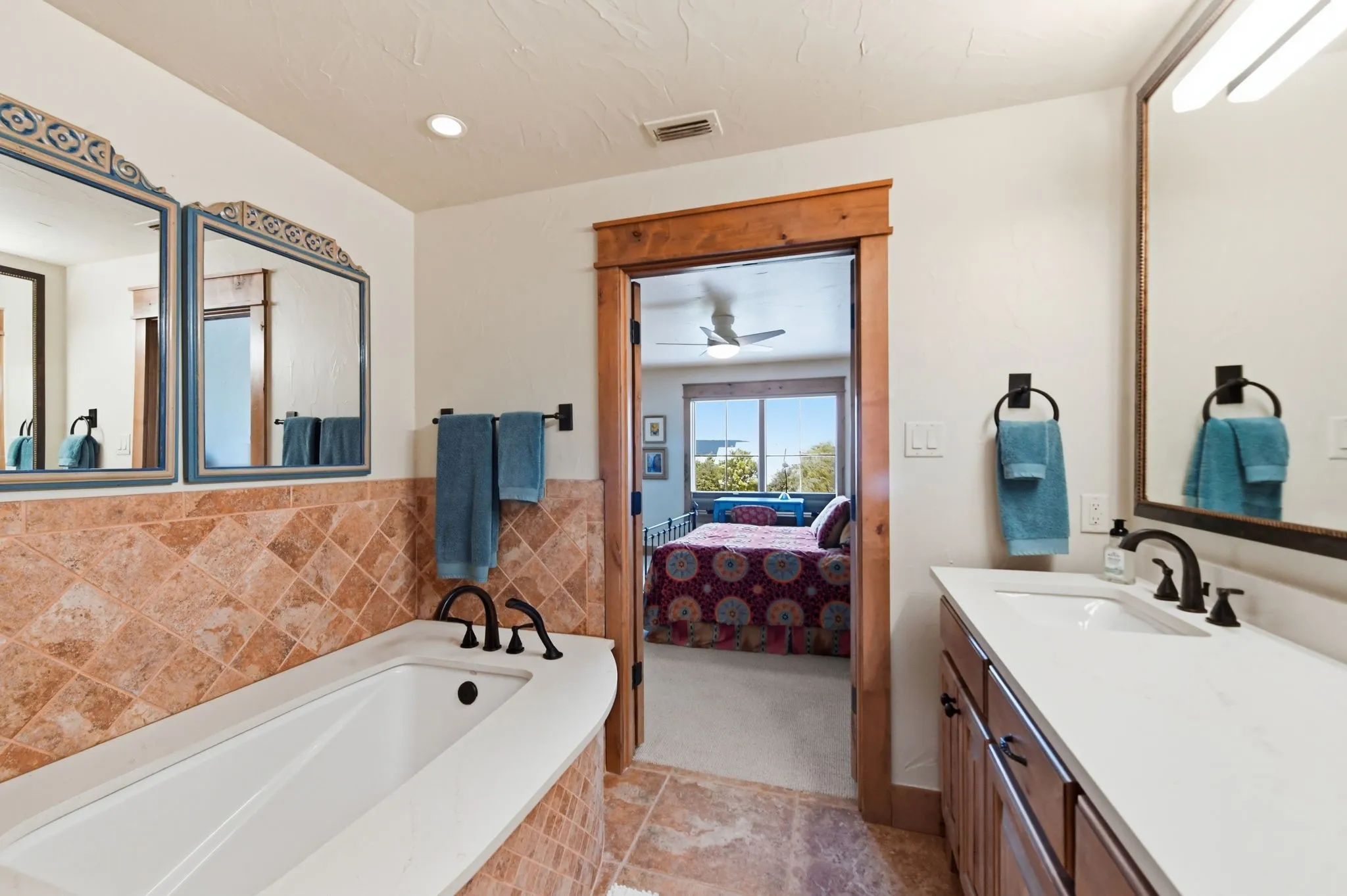 Single Family Residence For Sale in Palo Pinto County , 1165 Grandview Drive, Graford, Texas 76449, 3 Bedroom, 5 Bathroom, 1 Garage spaces, 2,723 Sqft, built in 2008, mls#21360817, Real Estate Agent in Graford, Homes For Sale in Palo Pinto county, Homes For Sale in Graford, Realtor in Graford Texas, Real Estate Brokerage Independent Realty Texas, Luminita Cordes Realtor