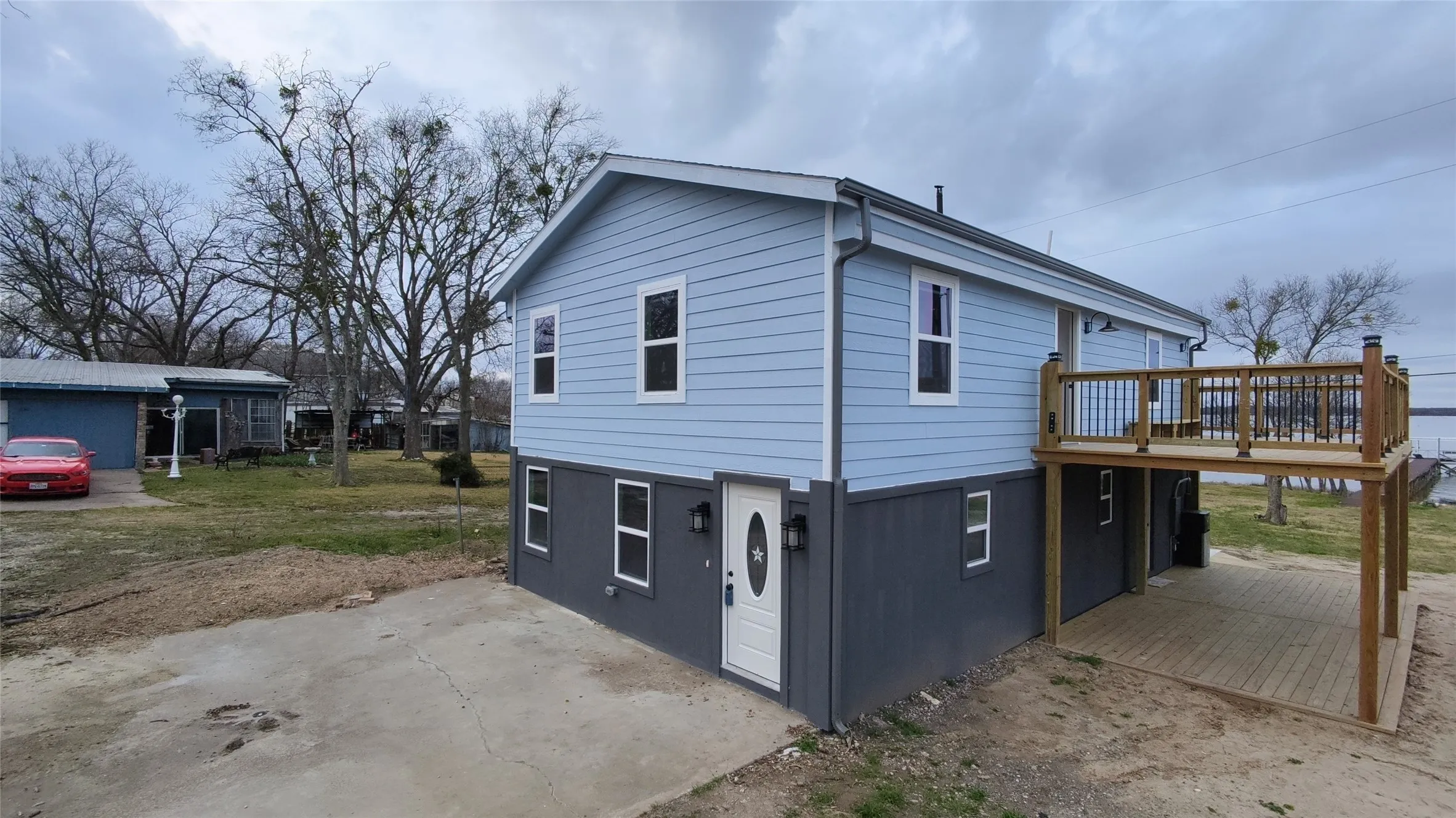 Single Family Residence For Sale in Hunt County , 1020 Crazy Horse, Quinlan, Texas 75474, 3 Bedroom, 3 Bathroom, Garage spaces, 2,132 Sqft, built in 1981, mls#21360920, Real Estate Agent in Quinlan, Homes For Sale in Hunt county, Homes For Sale in Quinlan, Realtor in Quinlan Texas, Real Estate Brokerage Independent Realty Texas, Luminita Cordes Realtor