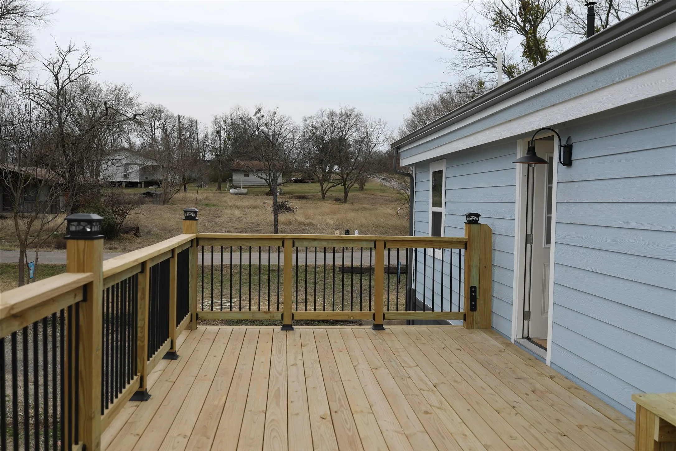 Single Family Residence For Sale in Hunt County , 1020 Crazy Horse, Quinlan, Texas 75474, 3 Bedroom, 3 Bathroom, Garage spaces, 2,132 Sqft, built in 1981, mls#21360920, Real Estate Agent in Quinlan, Homes For Sale in Hunt county, Homes For Sale in Quinlan, Realtor in Quinlan Texas, Real Estate Brokerage Independent Realty Texas, Luminita Cordes Realtor