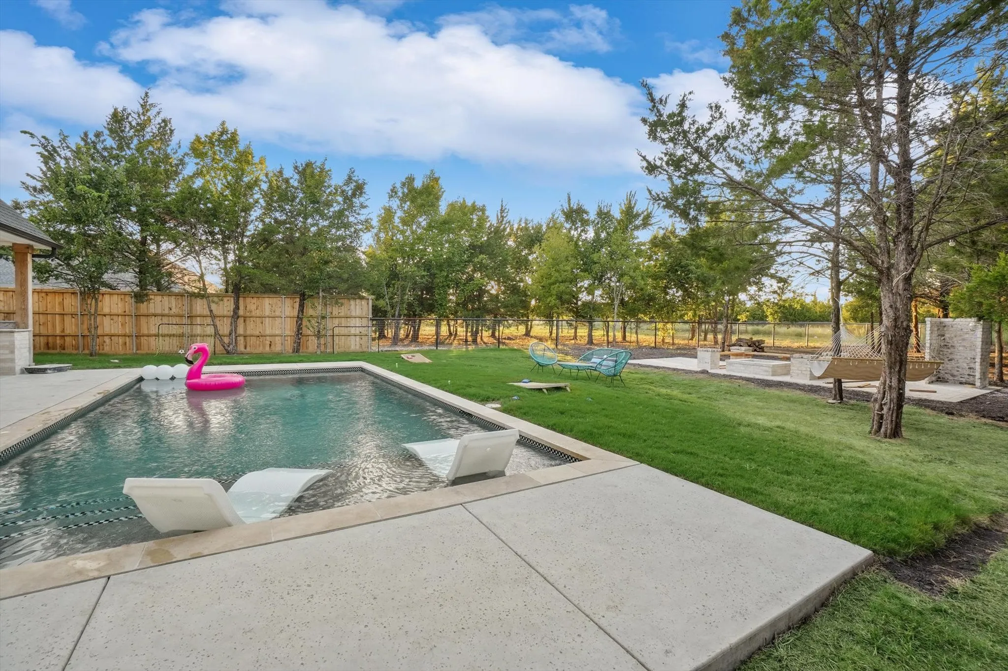 Single Family Residence For Sale in Ellis County , 371 S Ring Road, Waxahachie, Texas 75165, 6 Bedroom, 4 Bathroom, 2 Garage spaces, 4,474 Sqft, built in 2020, mls#21360918, Real Estate Agent in Waxahachie, Homes For Sale in Ellis county, Homes For Sale in Waxahachie, Realtor in Waxahachie Texas, Real Estate Brokerage Independent Realty Texas, Luminita Cordes Realtor