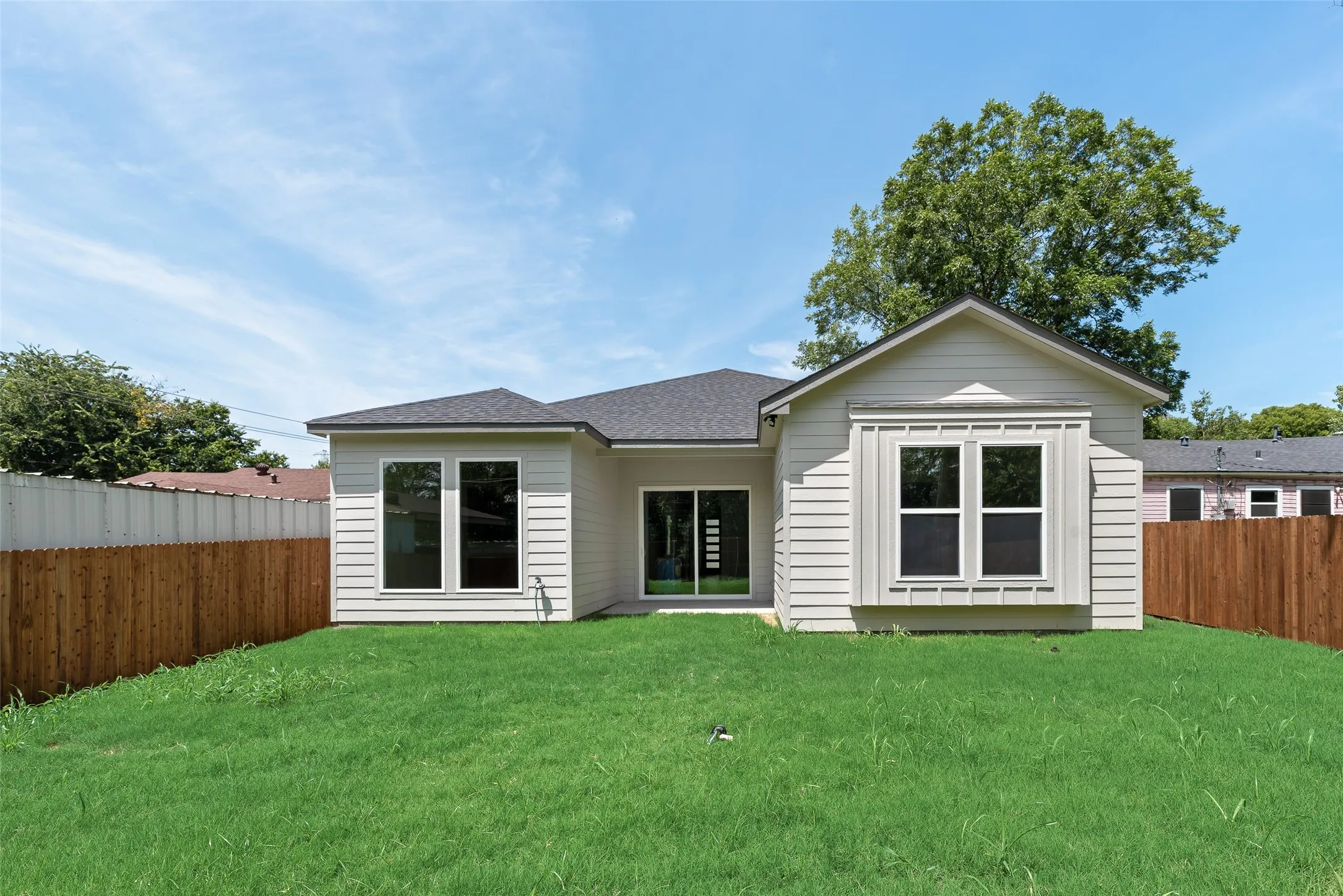 Single Family Residence For Sale in Dallas County , 3328 Arizona Avenue, Dallas, Texas 75216, 4 Bedroom, 2 Bathroom, 2 Garage spaces, 1,957 Sqft, built in 2026, mls#21360917, Real Estate Agent in Dallas, Homes For Sale in Dallas county, Homes For Sale in Dallas, Realtor in Dallas Texas, Real Estate Brokerage Independent Realty Texas, Luminita Cordes Realtor