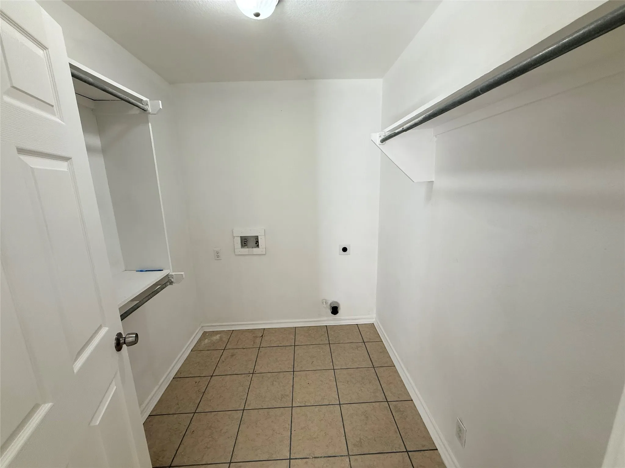 Duplex For Rent in Grayson County , 2601 N Hickory Street A, Sherman, Texas 75092, 2 Bedroom, 2 Bathroom, Garage spaces, 2,100 Sqft, built in 1997, mls#21359453, Real Estate Agent in Sherman, Homes For Rent in Grayson county, Homes For Rent in Sherman, Realtor in Sherman Texas, Real Estate Brokerage Independent Realty Texas, Luminita Cordes Realtor