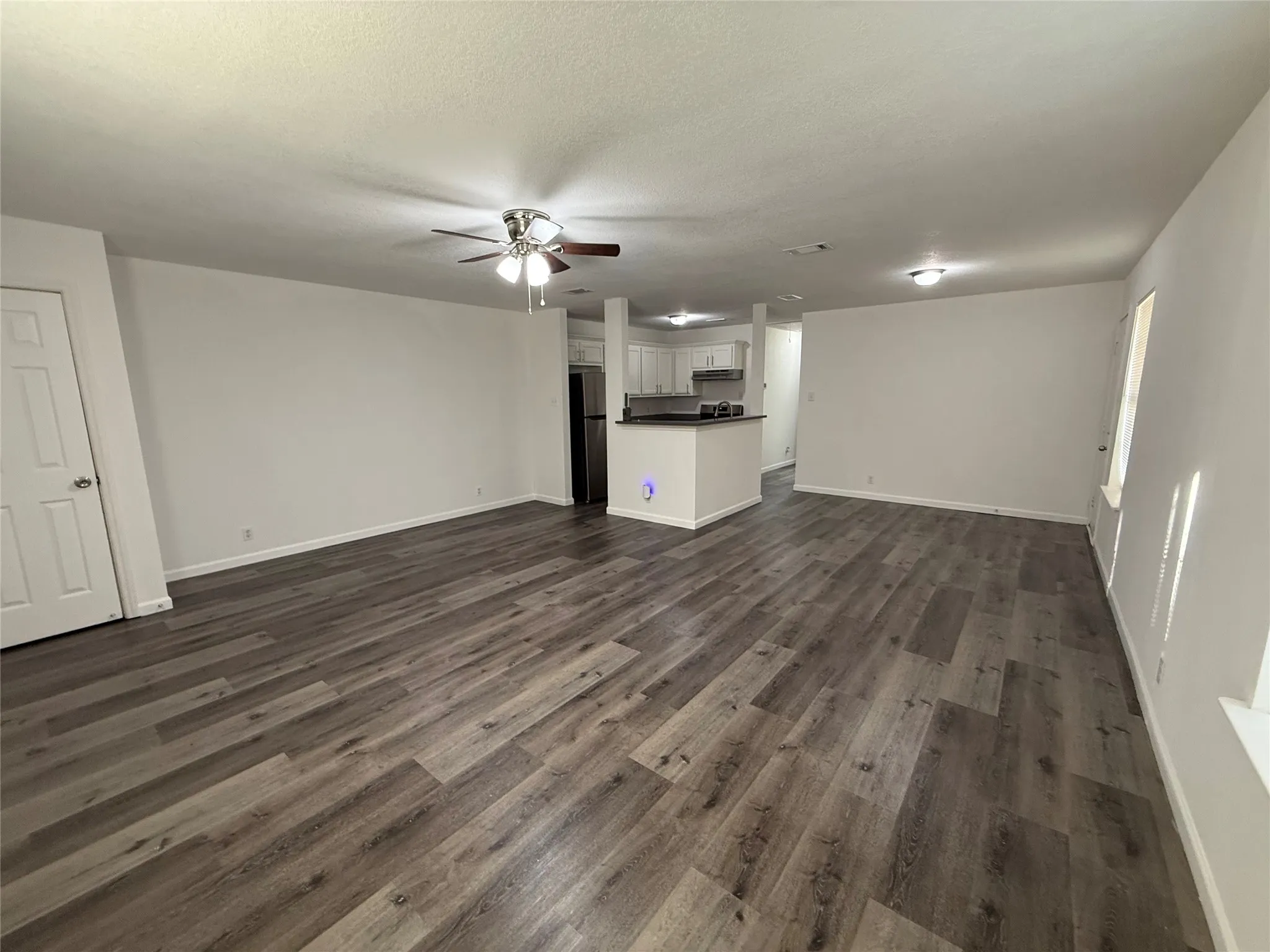 Duplex For Rent in Grayson County , 2601 N Hickory Street A, Sherman, Texas 75092, 2 Bedroom, 2 Bathroom, Garage spaces, 2,100 Sqft, built in 1997, mls#21359453, Real Estate Agent in Sherman, Homes For Rent in Grayson county, Homes For Rent in Sherman, Realtor in Sherman Texas, Real Estate Brokerage Independent Realty Texas, Luminita Cordes Realtor
