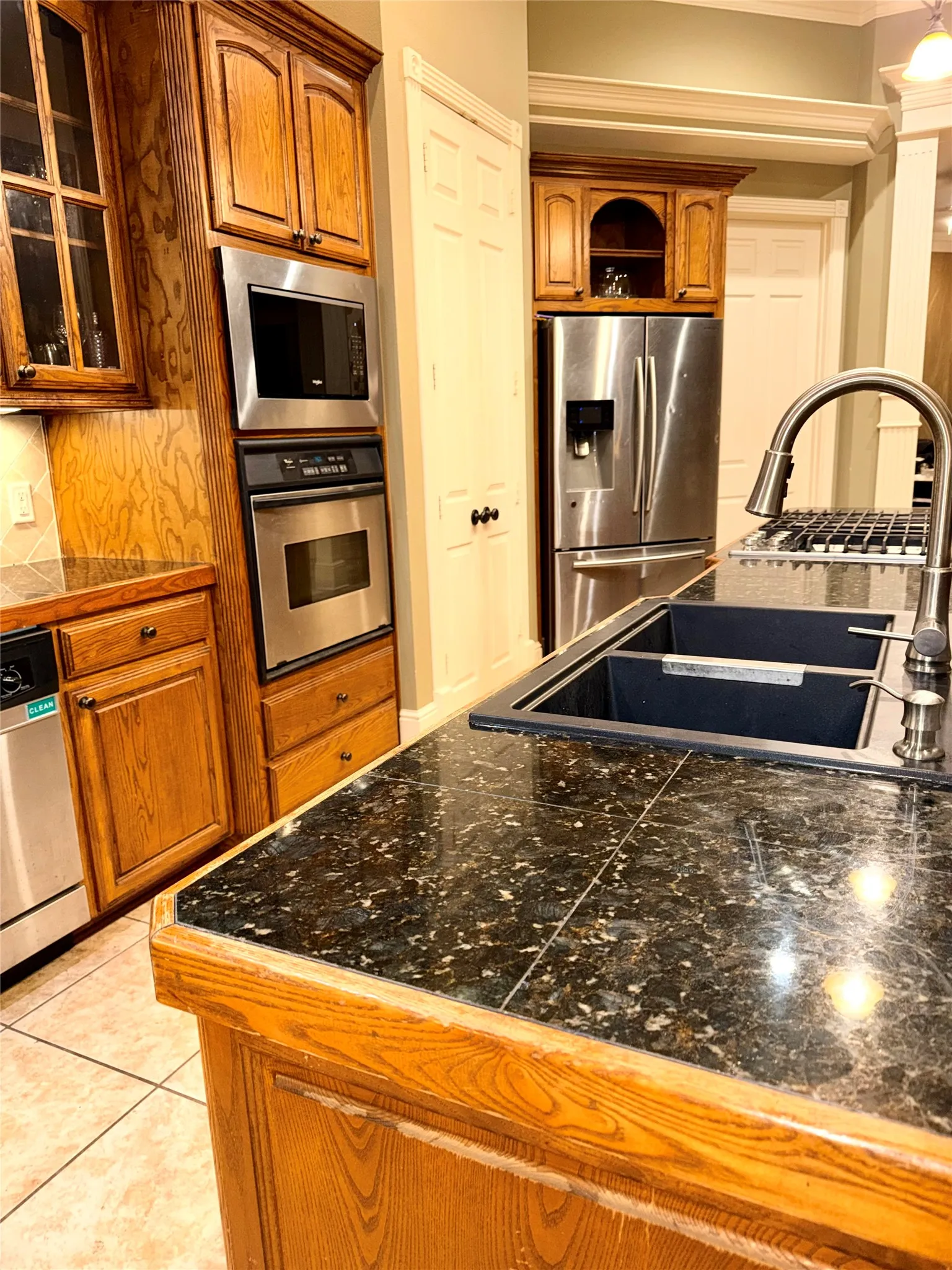 Single Family Residence For Sale in Smith County , 12881 Winding Oak, Lindale, Texas 75771, 4 Bedroom, 3 Bathroom, 2 Garage spaces, 3,168 Sqft, built in 2004, Price $659,900, mls#21360926, Real Estate Agent in Lindale, Homes For Sale in Smith county, Homes For Sale in Lindale, Realtor in Lindale Texas, Real Estate Brokerage Independent Realty Texas, Luminita Cordes Realtor